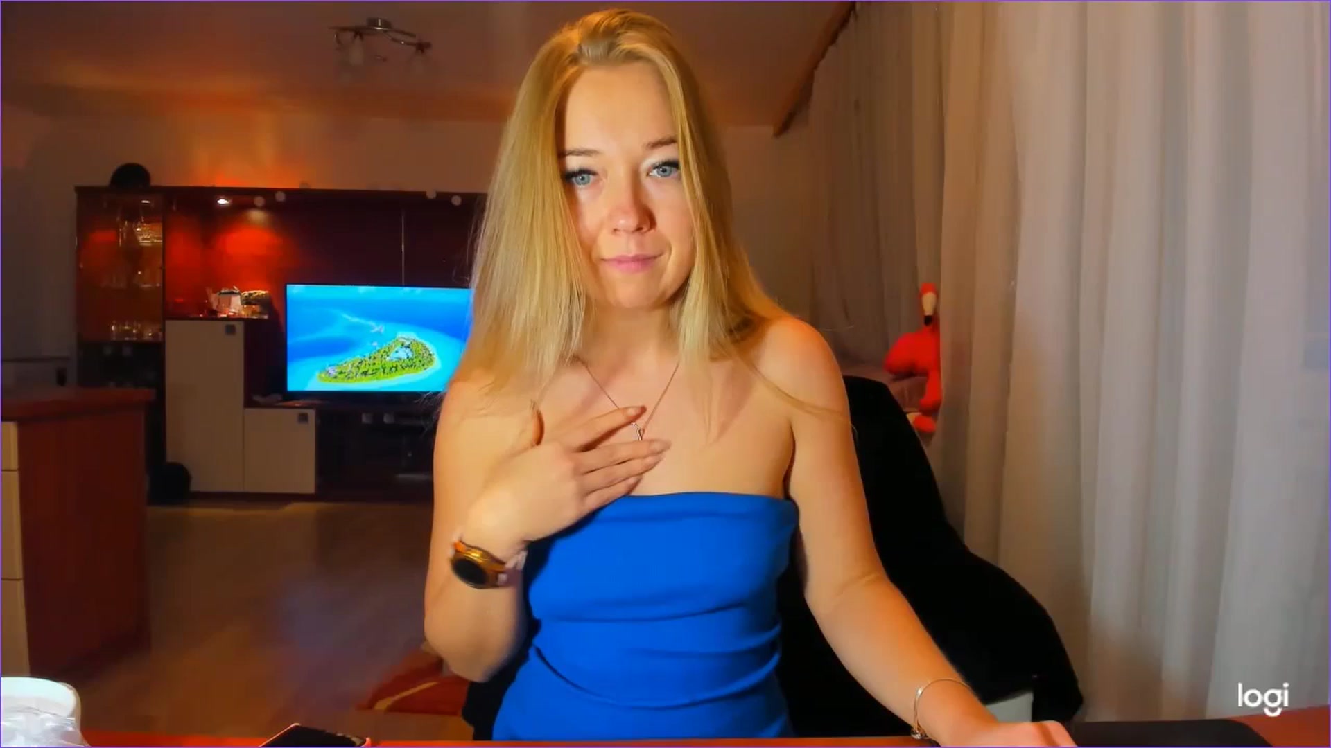Gallery image thumbnail from FlamingoDream's myfreecams stream on, 11/24/2023, 01:00 image 20 of 20