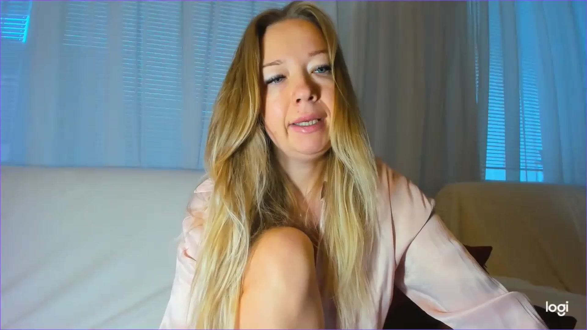 Gallery image thumbnail from FlamingoDream's myfreecams stream on, 01/03/2024, 09:30 image 8 of 20