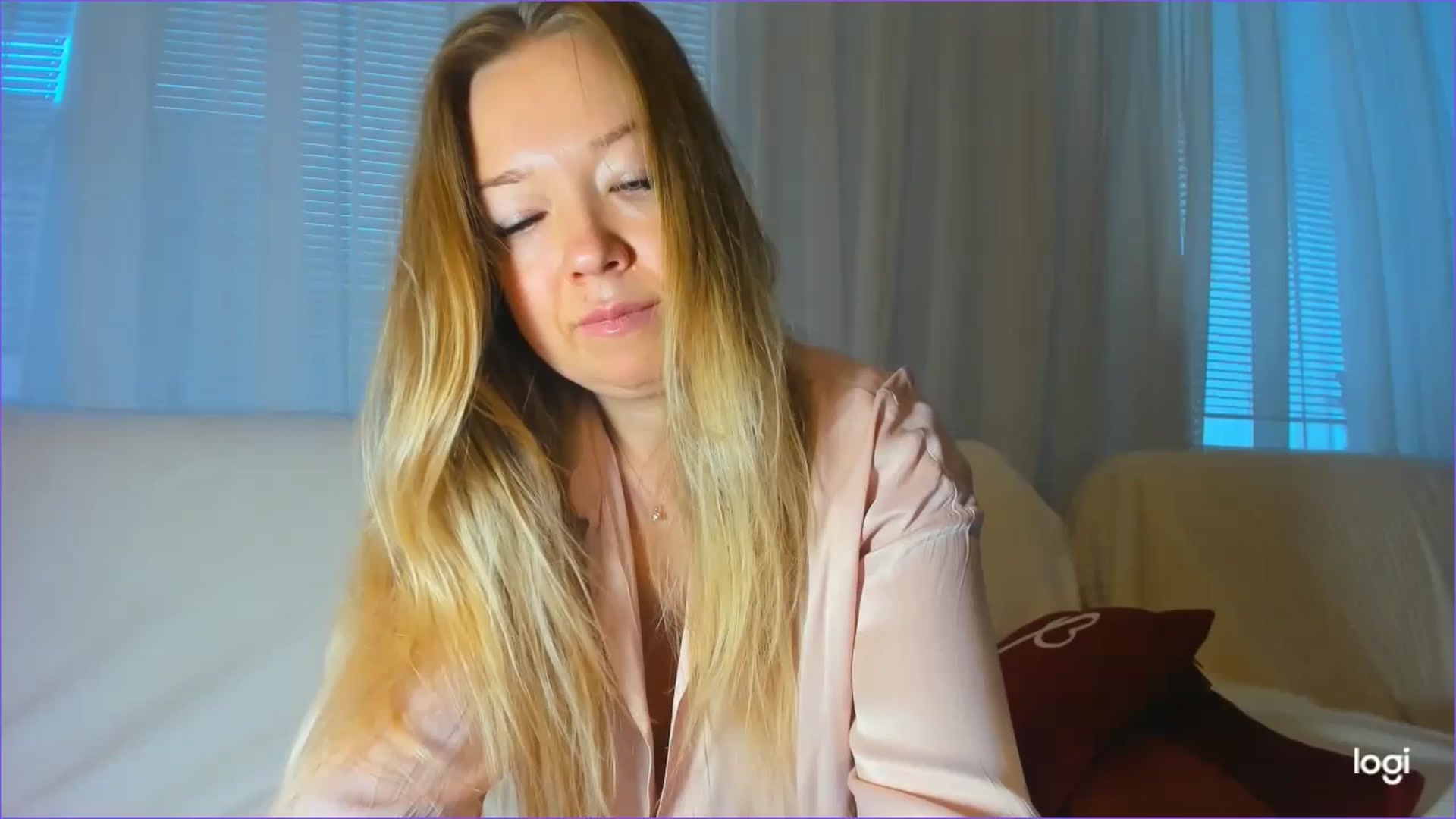 Gallery image thumbnail from FlamingoDream's myfreecams stream on, 01/03/2024, 09:30 image 13 of 20