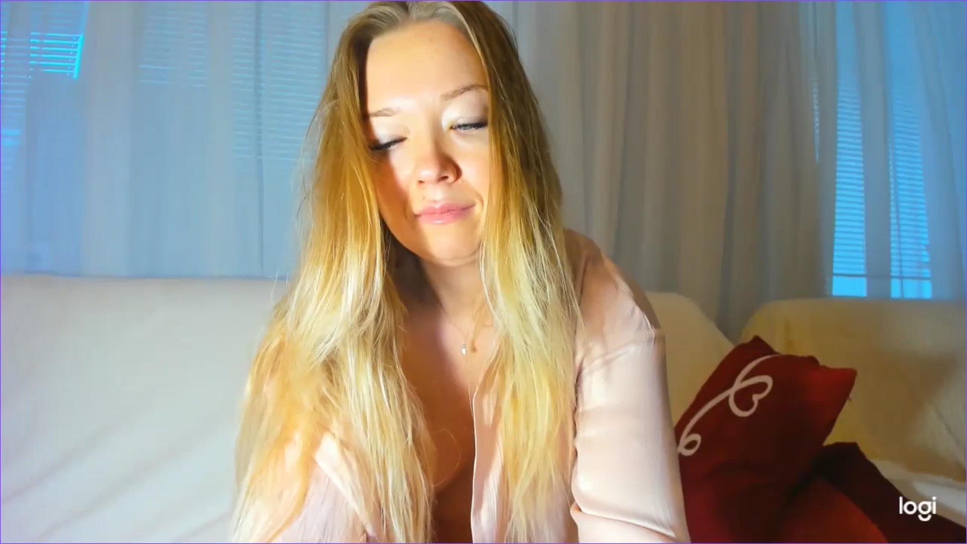 Gallery image thumbnail from FlamingoDream's myfreecams stream on, 01/03/2024, 09:30 image 1 of 20