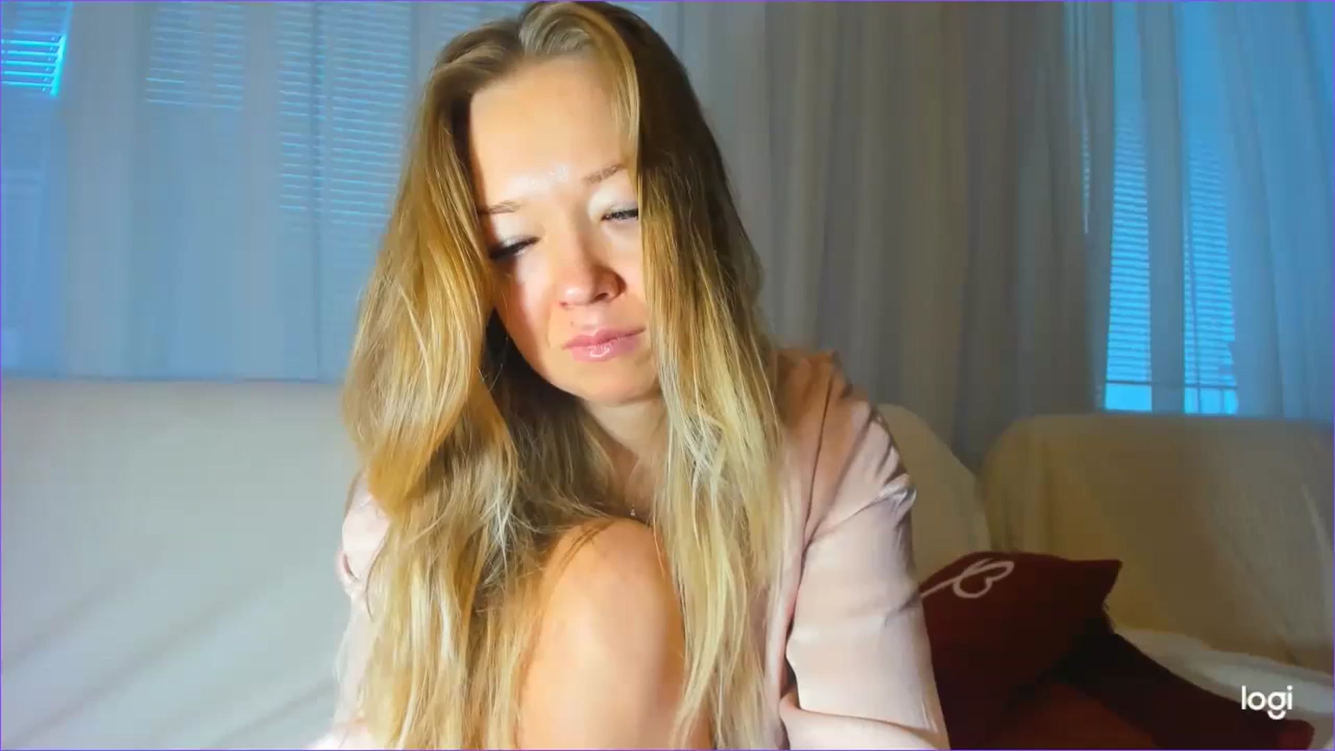 Gallery image thumbnail from FlamingoDream's myfreecams stream on, 01/03/2024, 09:30 image 7 of 20