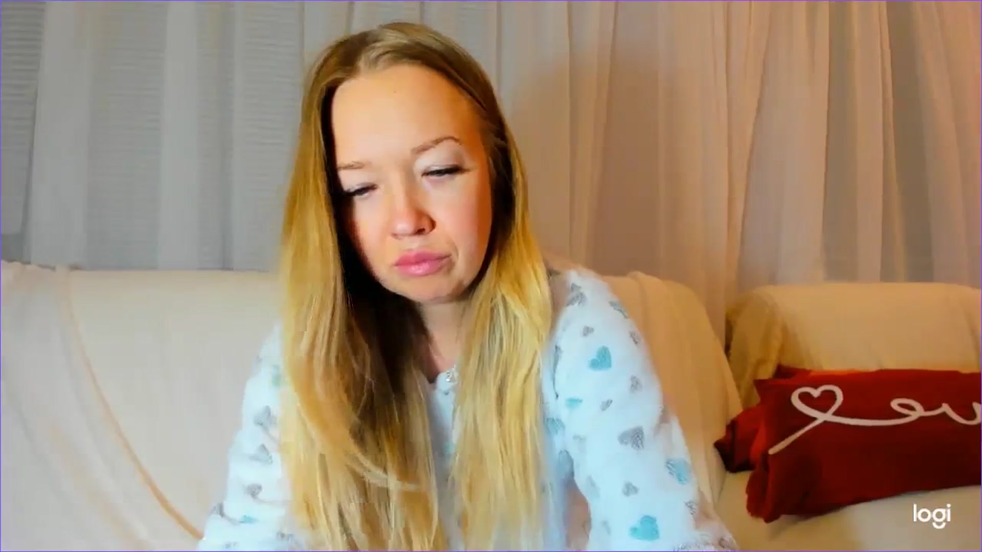 Gallery image thumbnail from FlamingoDream's myfreecams stream on, 01/04/2024, 01:00 image 10 of 20