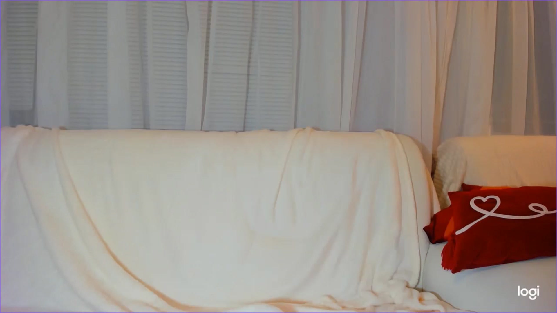 Gallery image thumbnail from FlamingoDream's myfreecams stream on, 01/04/2024, 01:00 image 9 of 20