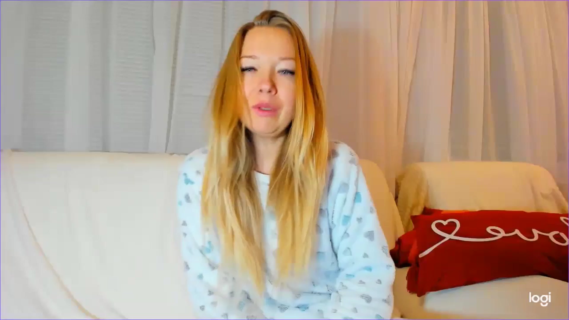Gallery image thumbnail from FlamingoDream's myfreecams stream on, 01/04/2024, 01:00 image 17 of 20