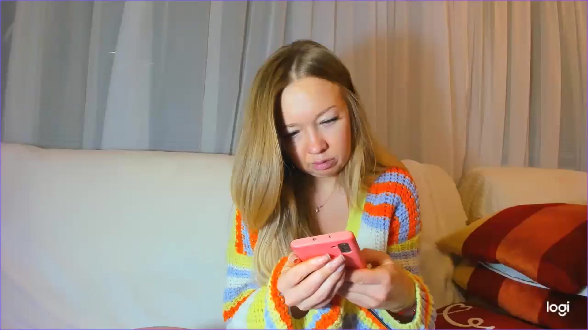 Gallery image thumbnail from FlamingoDream's myfreecams stream on, 01/16/2024, 23:19 image 17 of 20