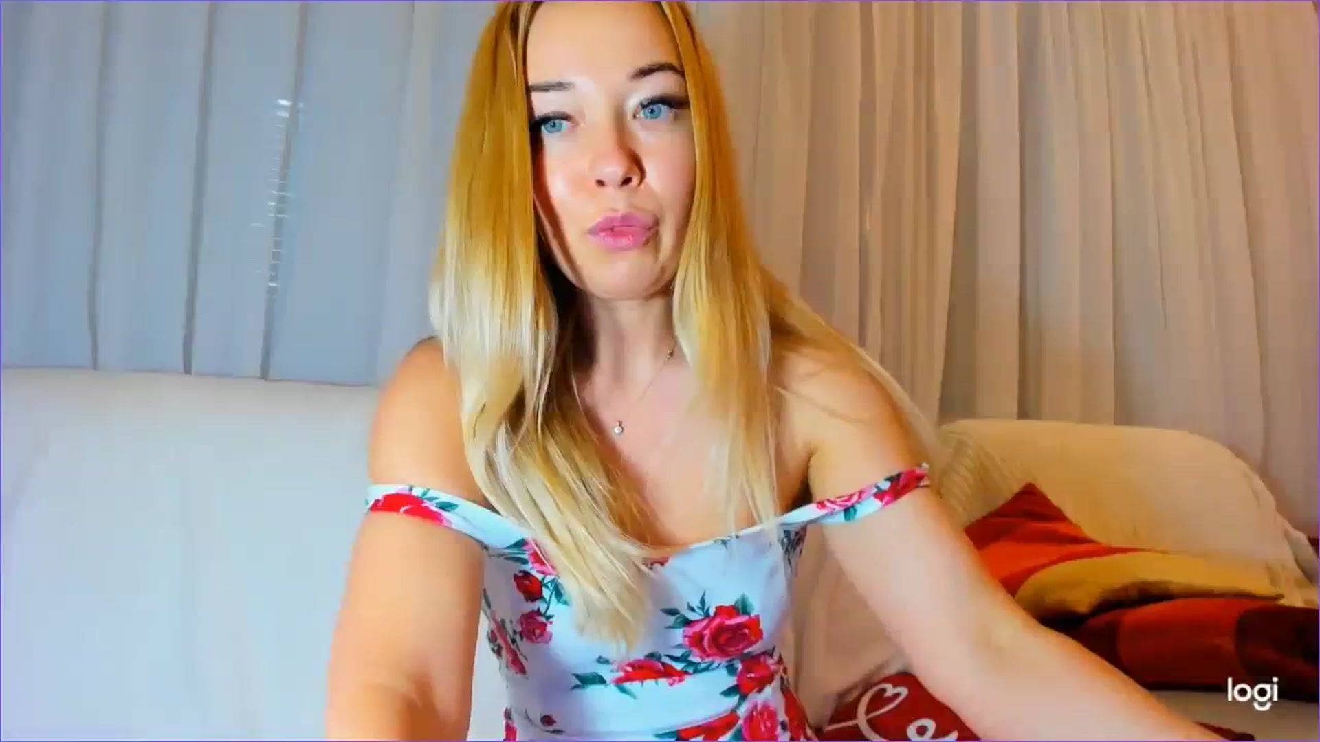 Gallery image thumbnail from FlamingoDream's myfreecams stream on, 02/29/2024, 01:51 image 7 of 20
