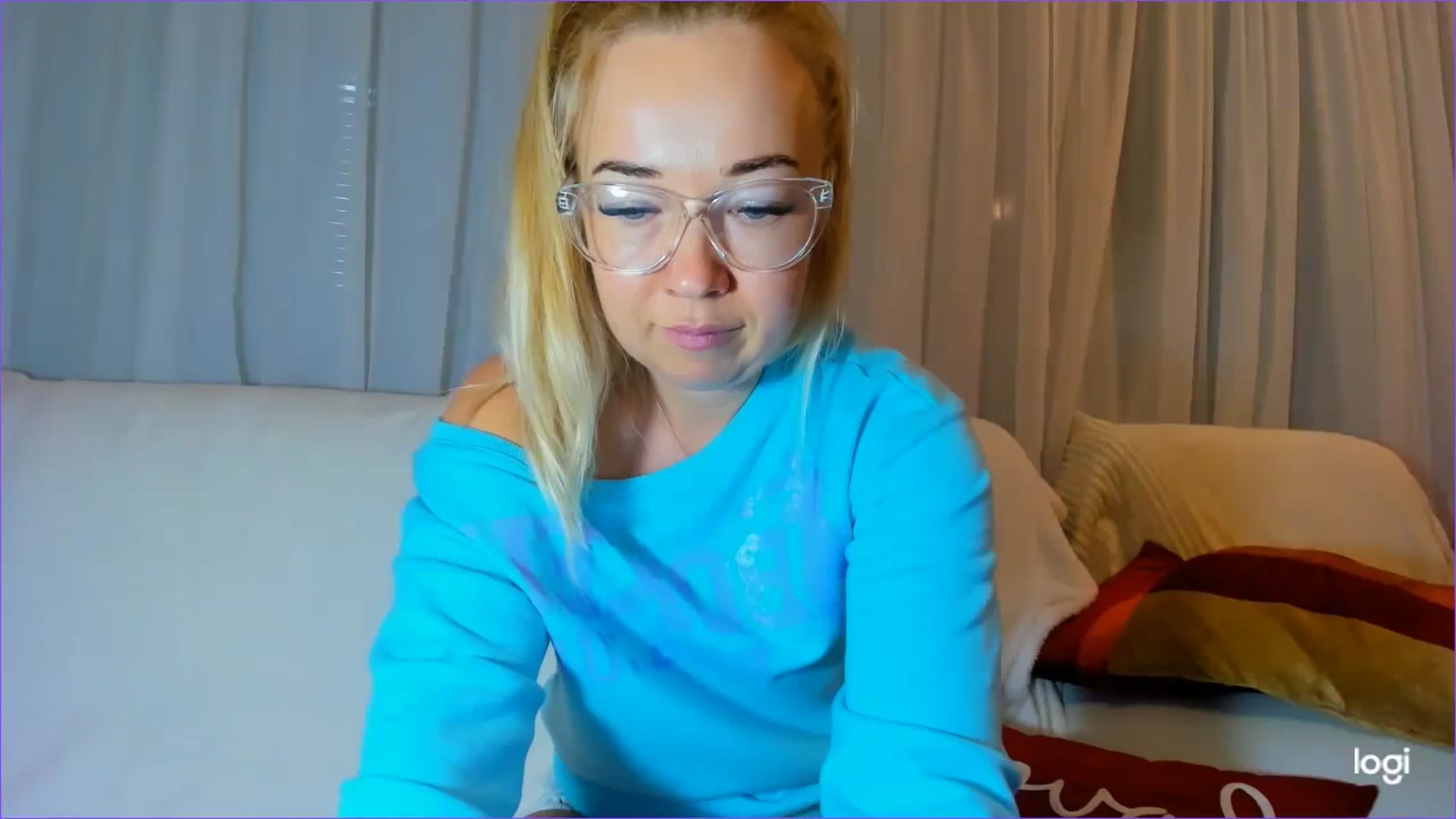 Gallery image thumbnail from FlamingoDream's myfreecams stream on, 03/01/2024, 24:45 image 6 of 20