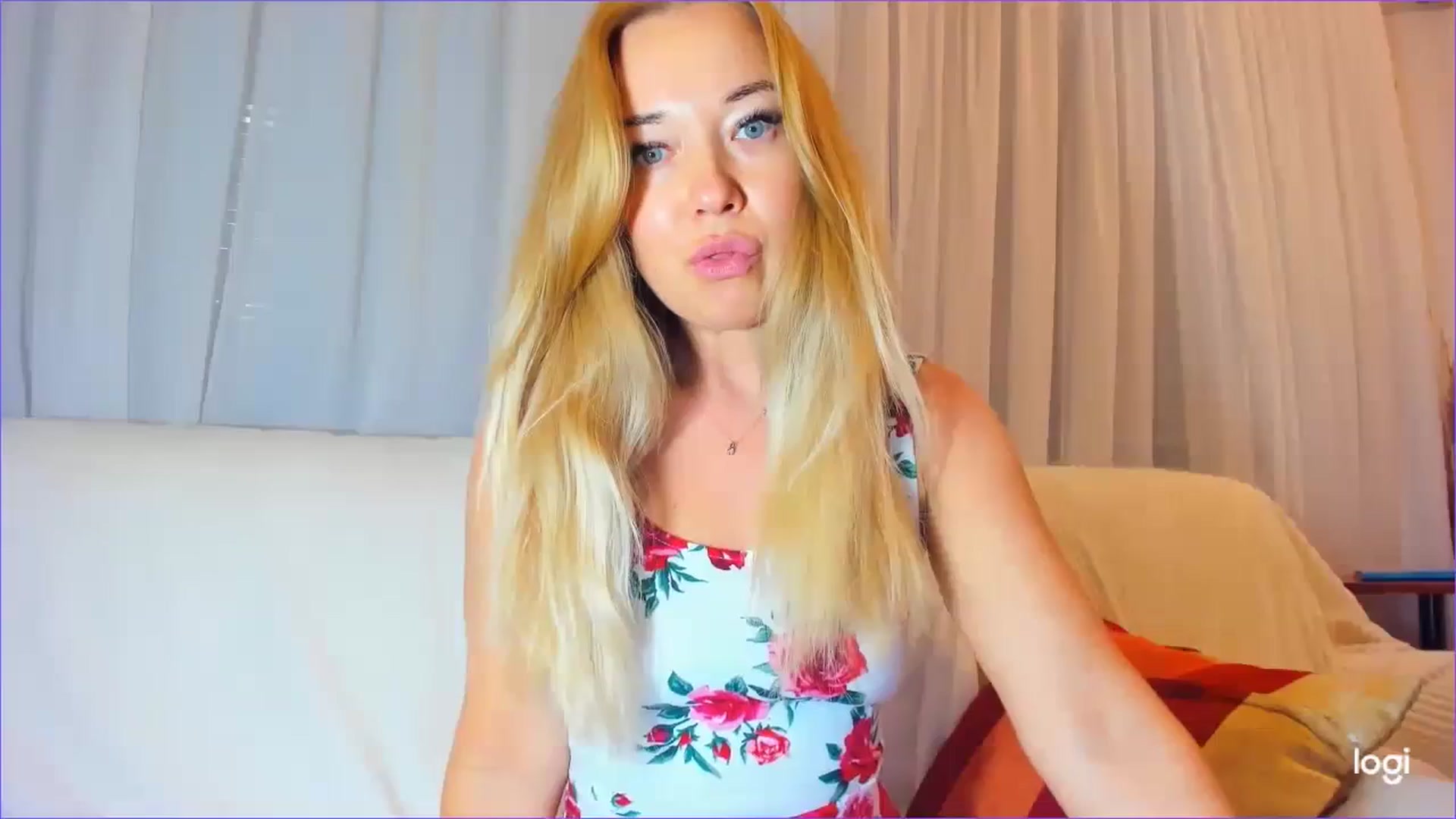 Gallery image thumbnail from FlamingoDream's myfreecams stream on, 03/05/2024, 24:52 image 1 of 20