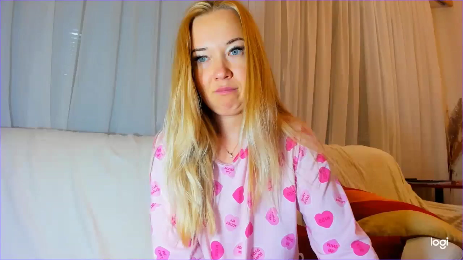 Gallery image thumbnail from FlamingoDream's myfreecams stream on, 03/06/2024, 04:46 image 12 of 20