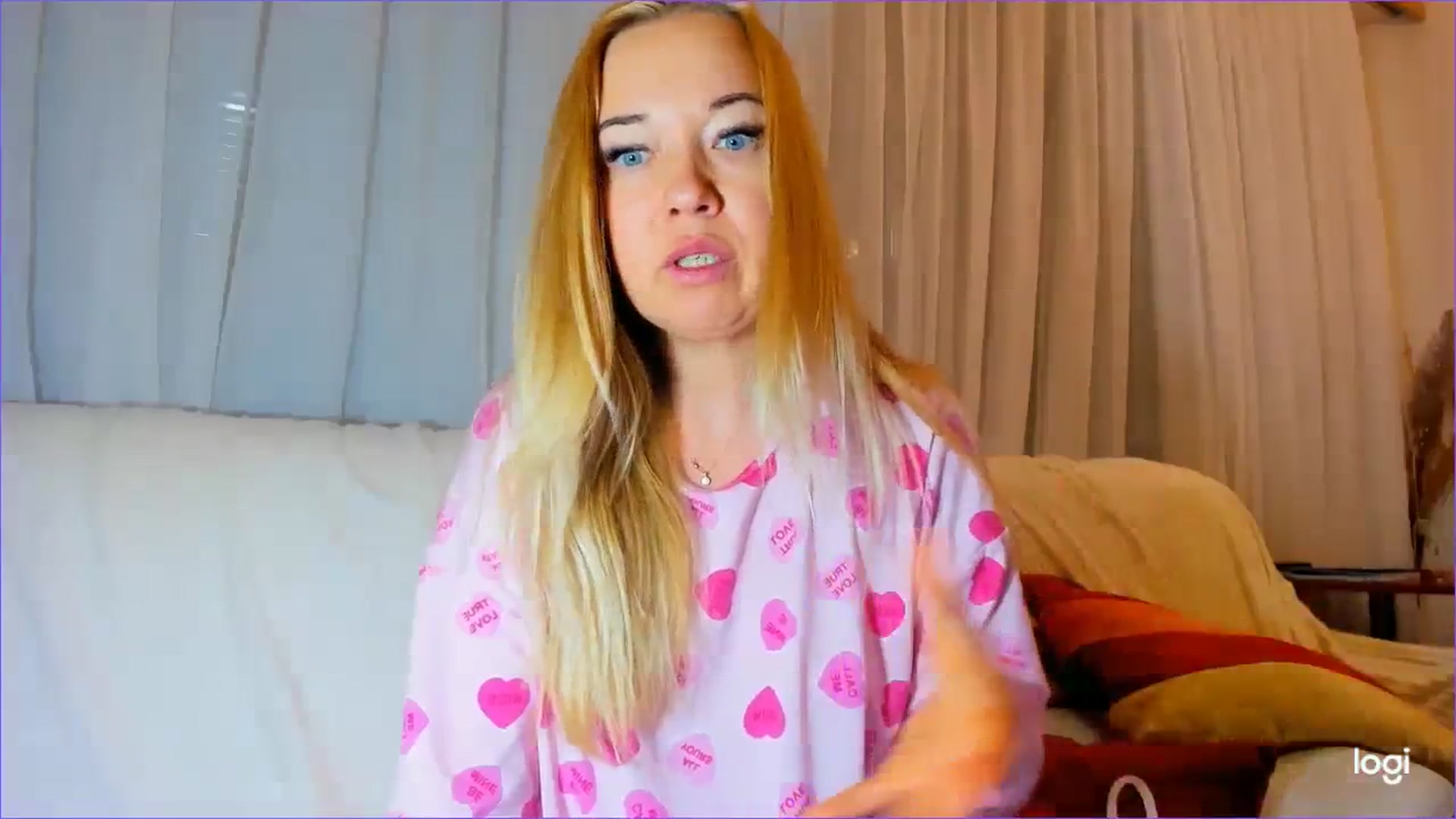 Gallery image thumbnail from FlamingoDream's myfreecams stream on, 03/06/2024, 04:46 image 8 of 20