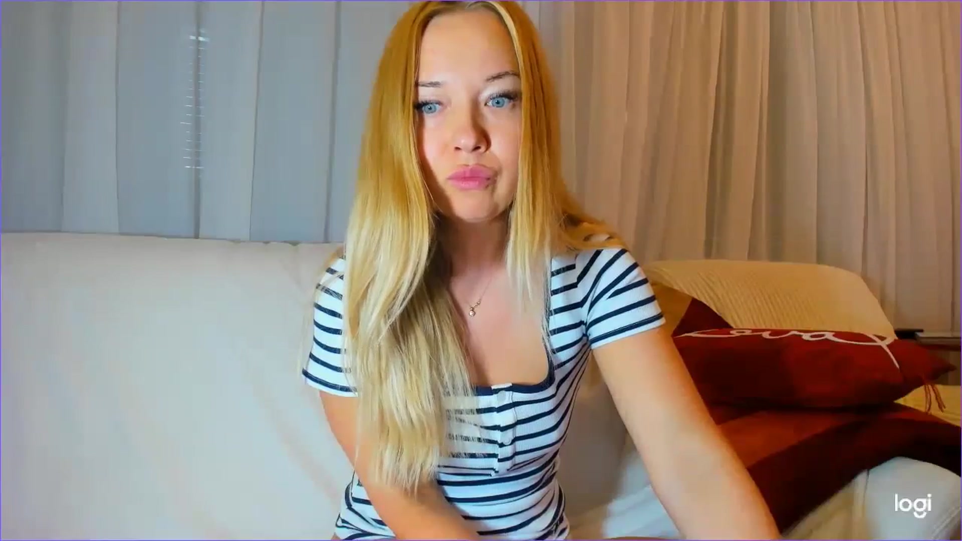 Gallery image thumbnail from FlamingoDream's myfreecams stream on, 03/14/2024, 02:44 image 9 of 20