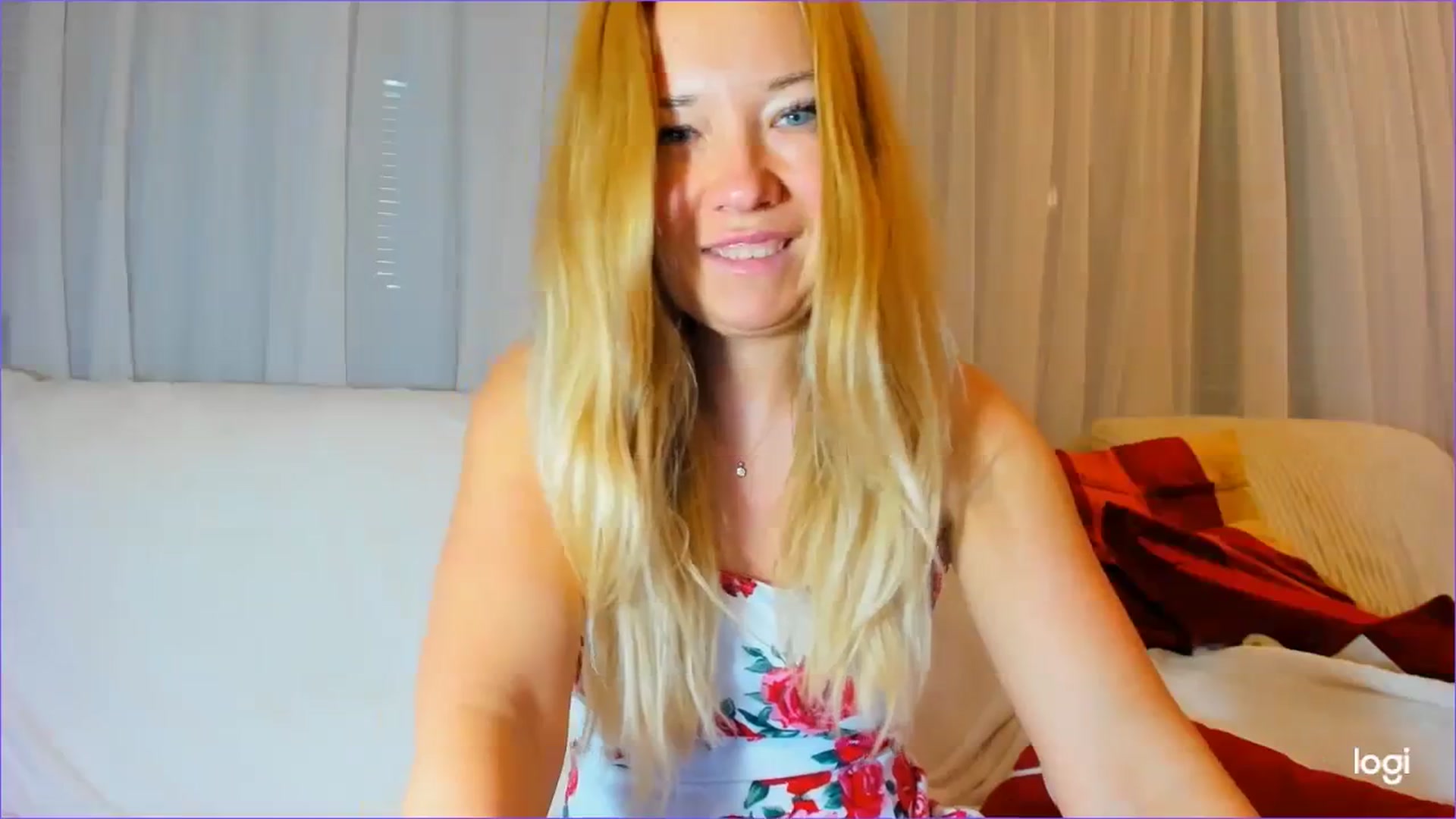 Gallery image thumbnail from FlamingoDream's myfreecams stream on, 03/19/2024, 24:08 image 17 of 20