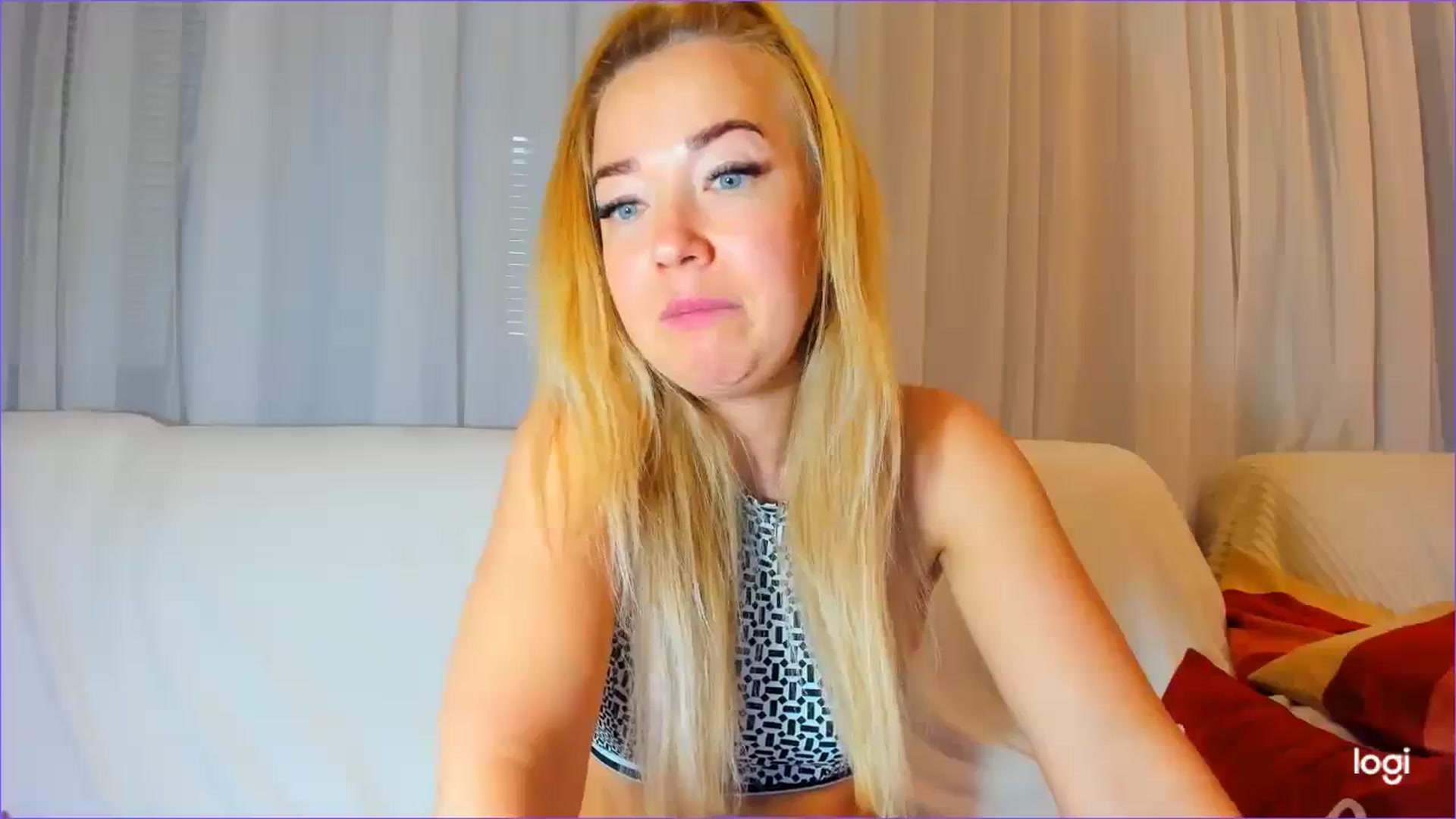 Gallery image thumbnail from FlamingoDream's myfreecams stream on, 03/22/2024, 23:58 image 5 of 20