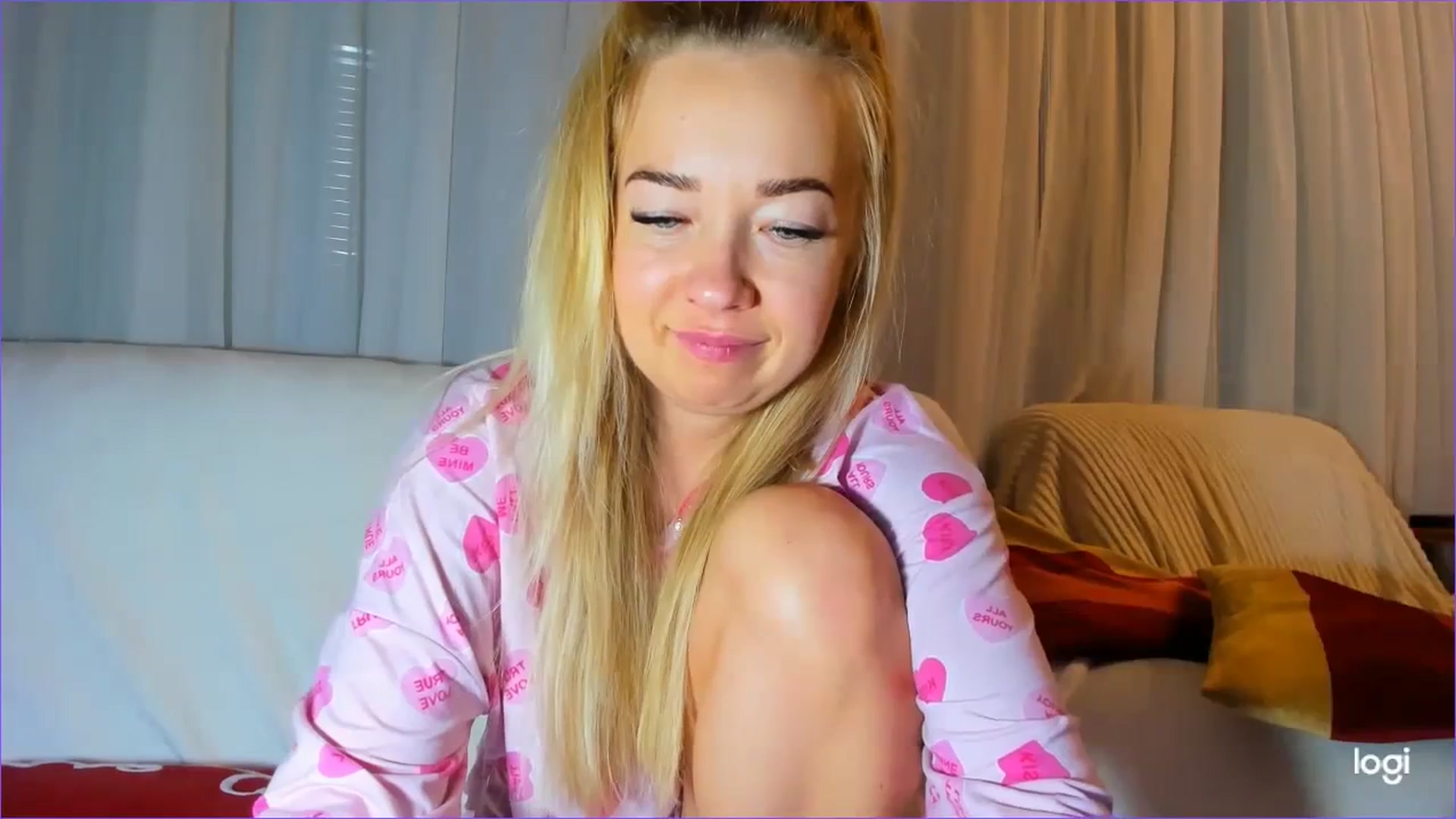 Gallery image thumbnail from FlamingoDream's myfreecams stream on, 03/23/2024, 03:35 image 20 of 20