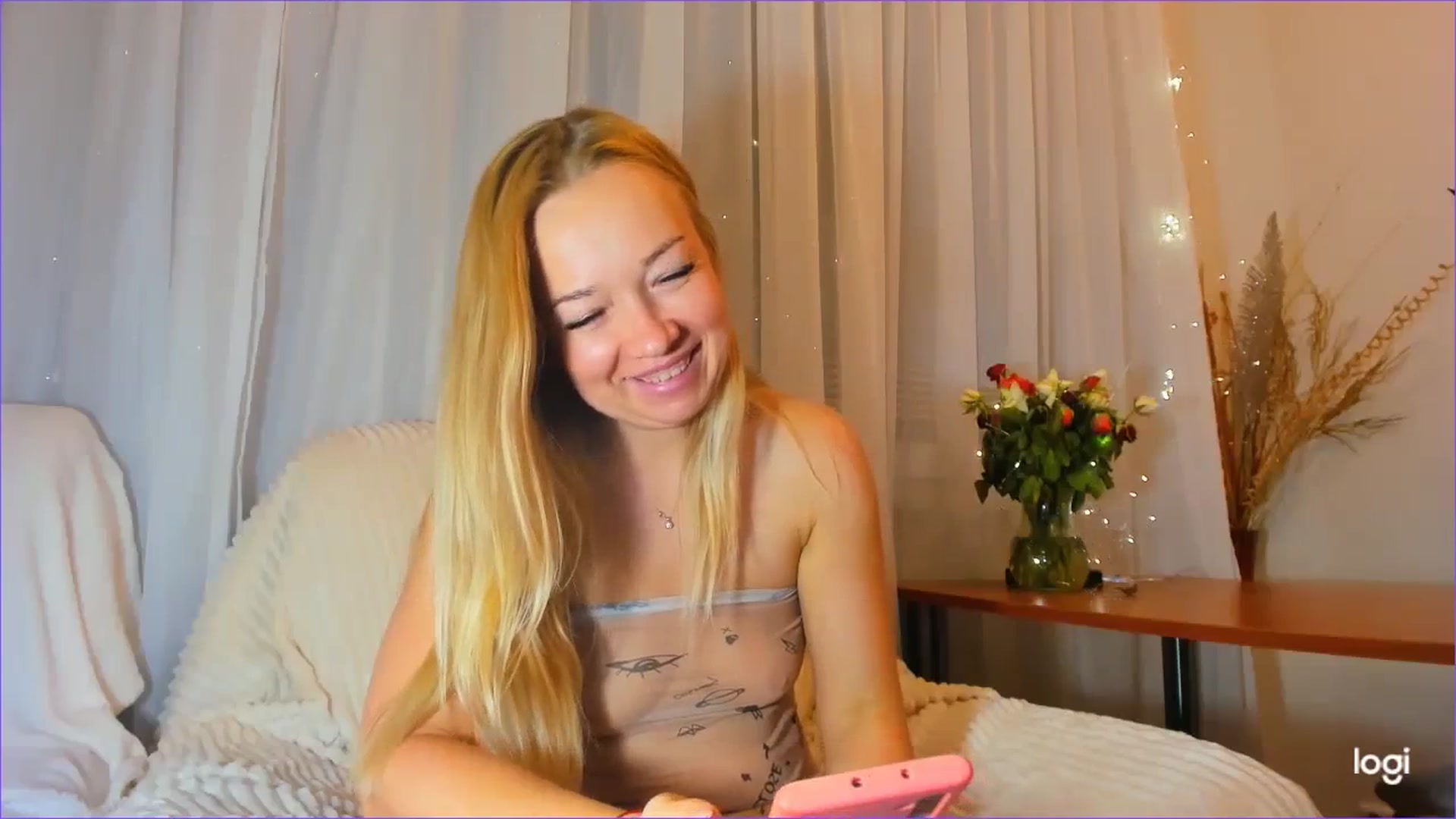Gallery image thumbnail from FlamingoDream's myfreecams stream on, 04/05/2024, 24:01 image 5 of 20