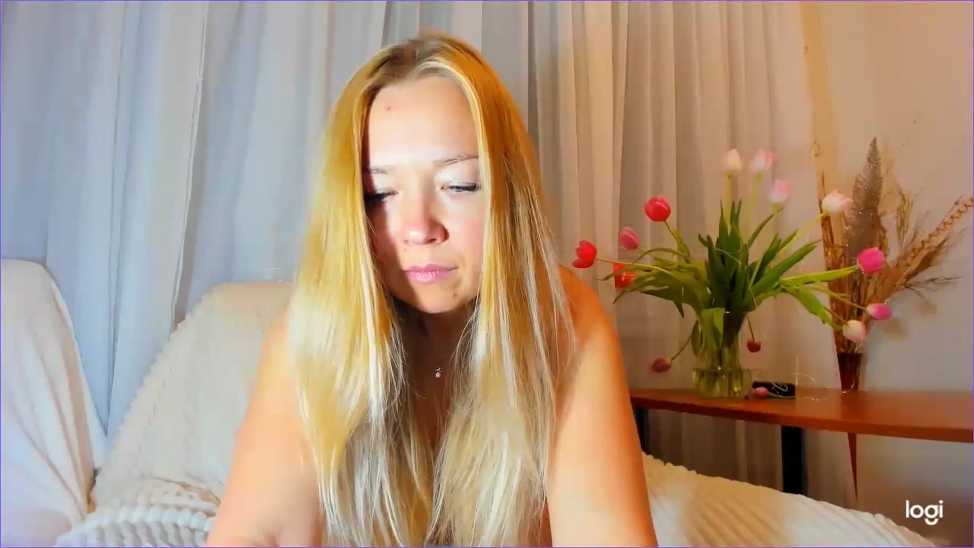 Gallery image thumbnail from FlamingoDream's myfreecams stream on, 04/17/2024, 23:25 image 19 of 20