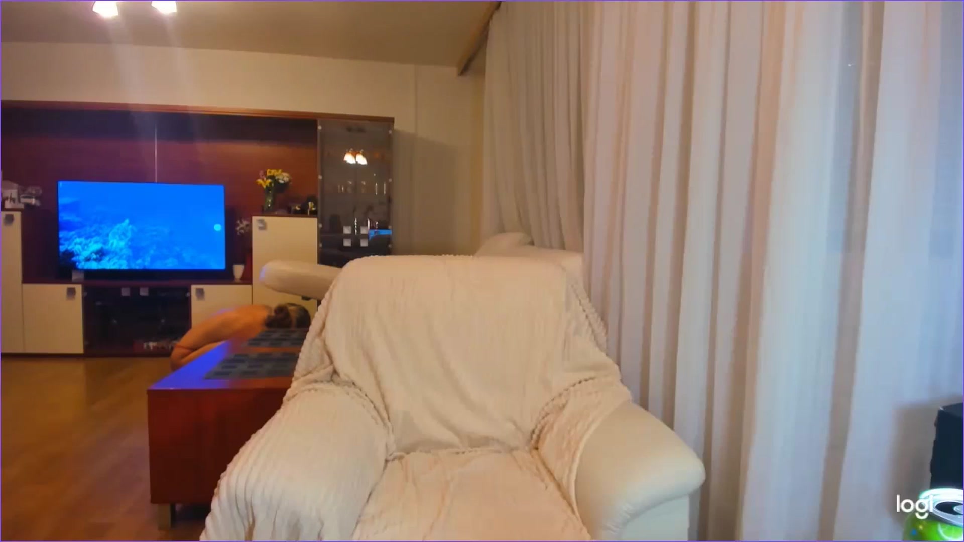 Gallery image thumbnail from FlamingoDream's myfreecams stream on, 05/17/2024, 24:01 image 15 of 20