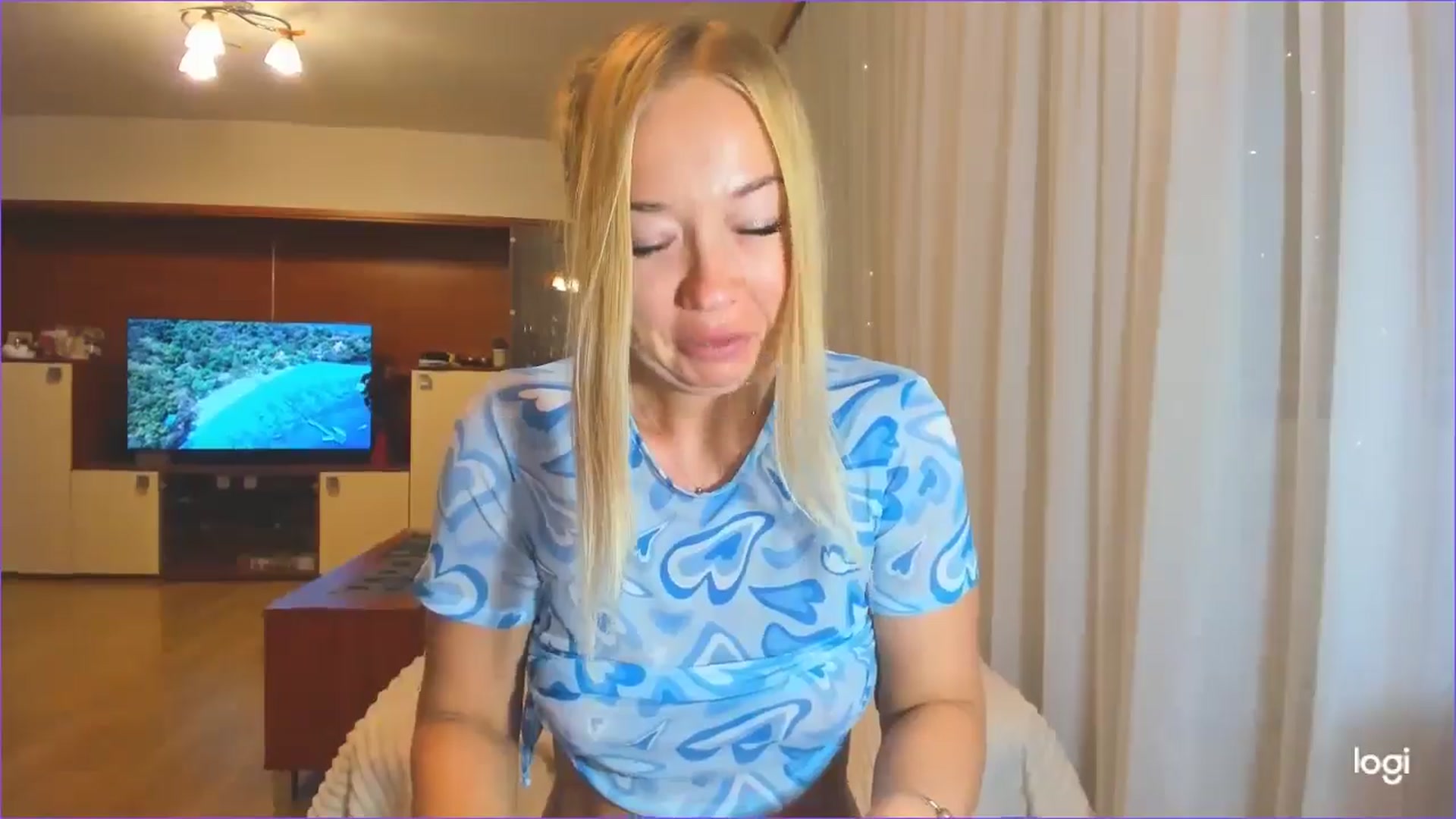 Gallery image thumbnail from FlamingoDream's myfreecams stream on, 06/11/2024, 01:14 image 11 of 20