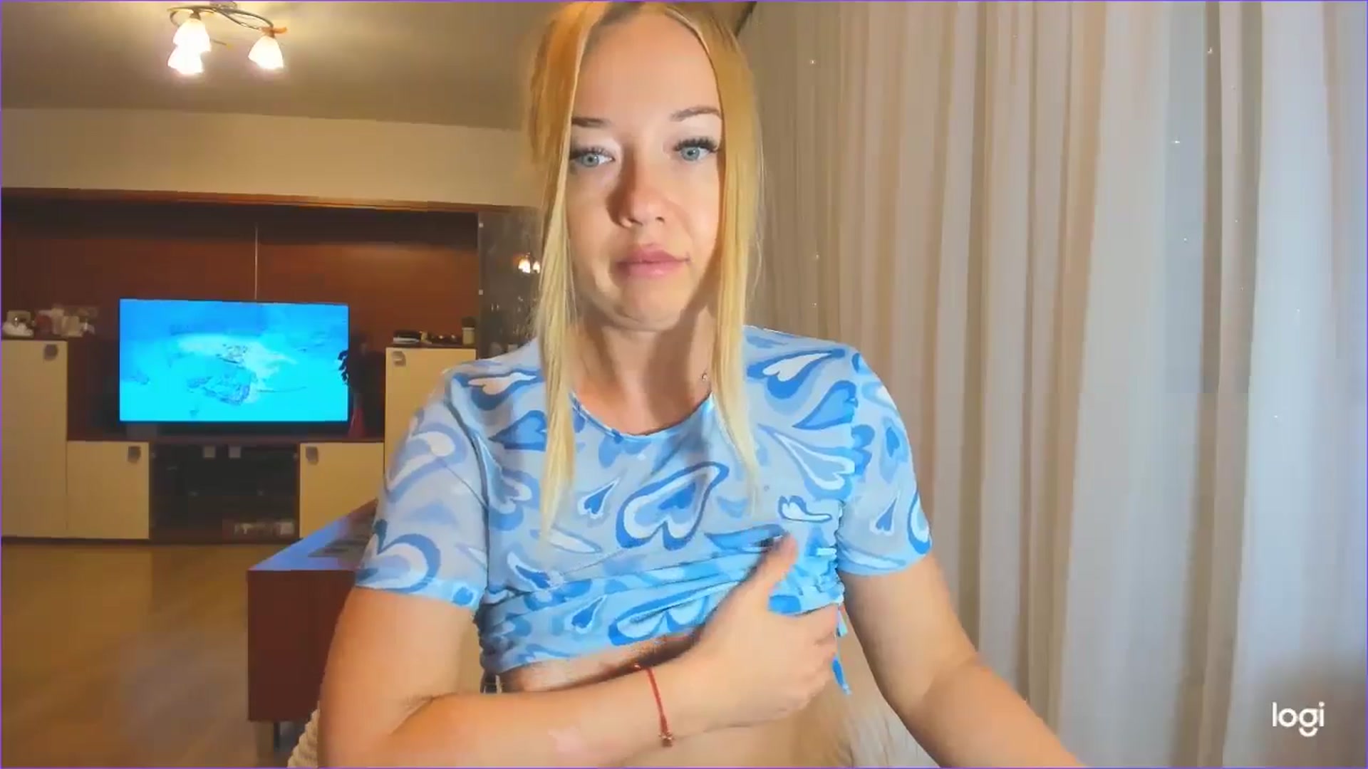 Gallery image thumbnail from FlamingoDream's myfreecams stream on, 06/11/2024, 01:14 image 7 of 20