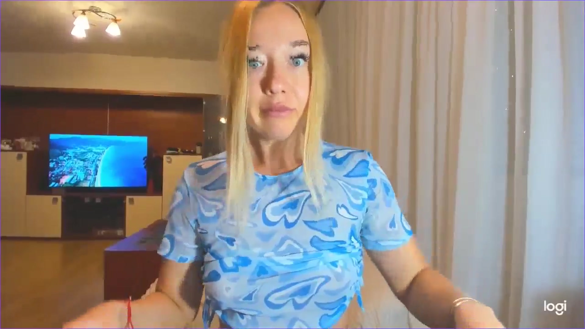 Gallery image thumbnail from FlamingoDream's myfreecams stream on, 06/11/2024, 01:14 image 14 of 20