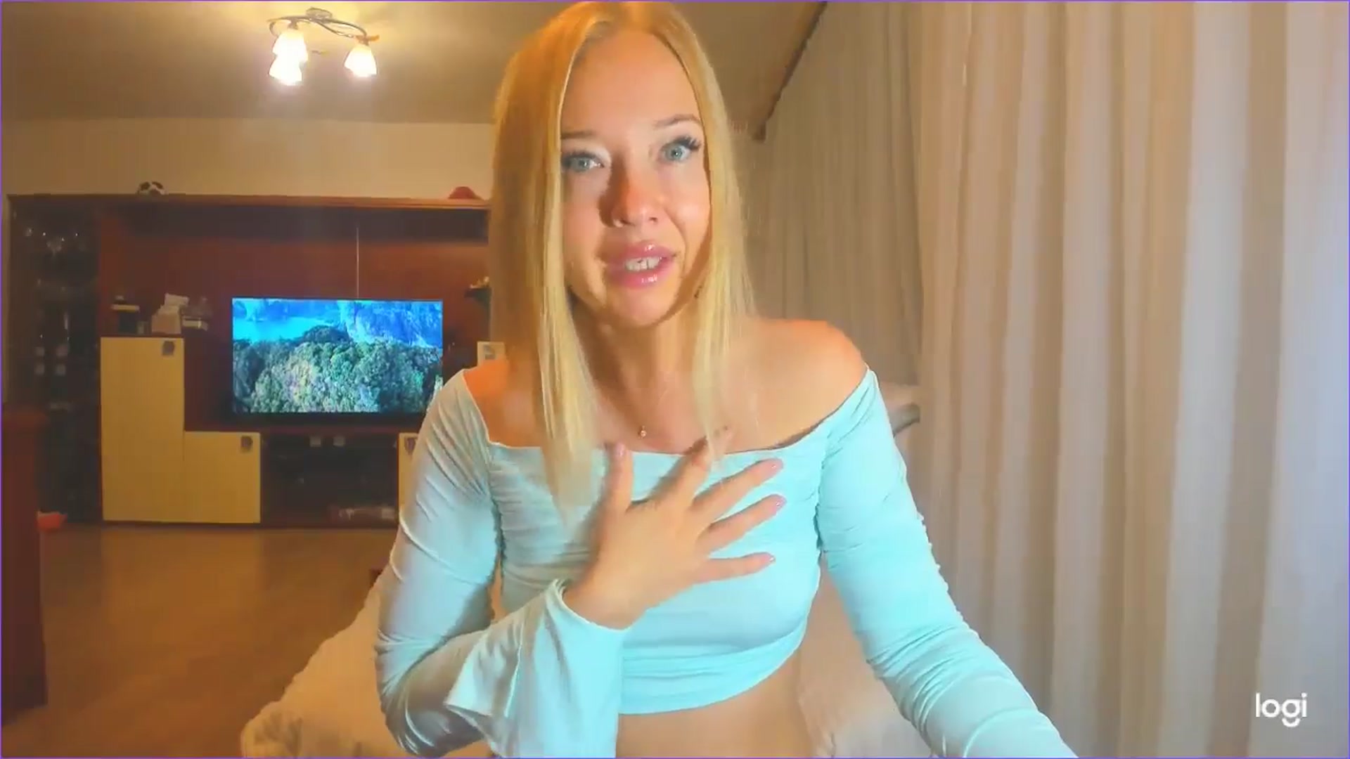 Gallery image thumbnail from FlamingoDream's myfreecams stream on, 07/25/2024, 23:47 image 5 of 20