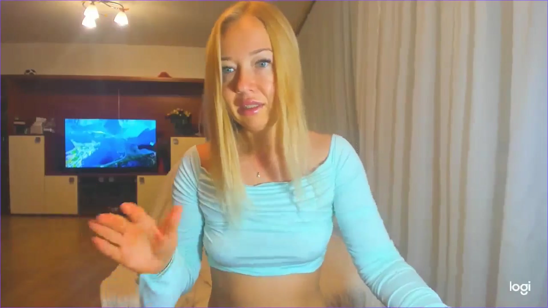 Gallery image thumbnail from FlamingoDream's myfreecams stream on, 07/26/2024, 24:58 image 8 of 20