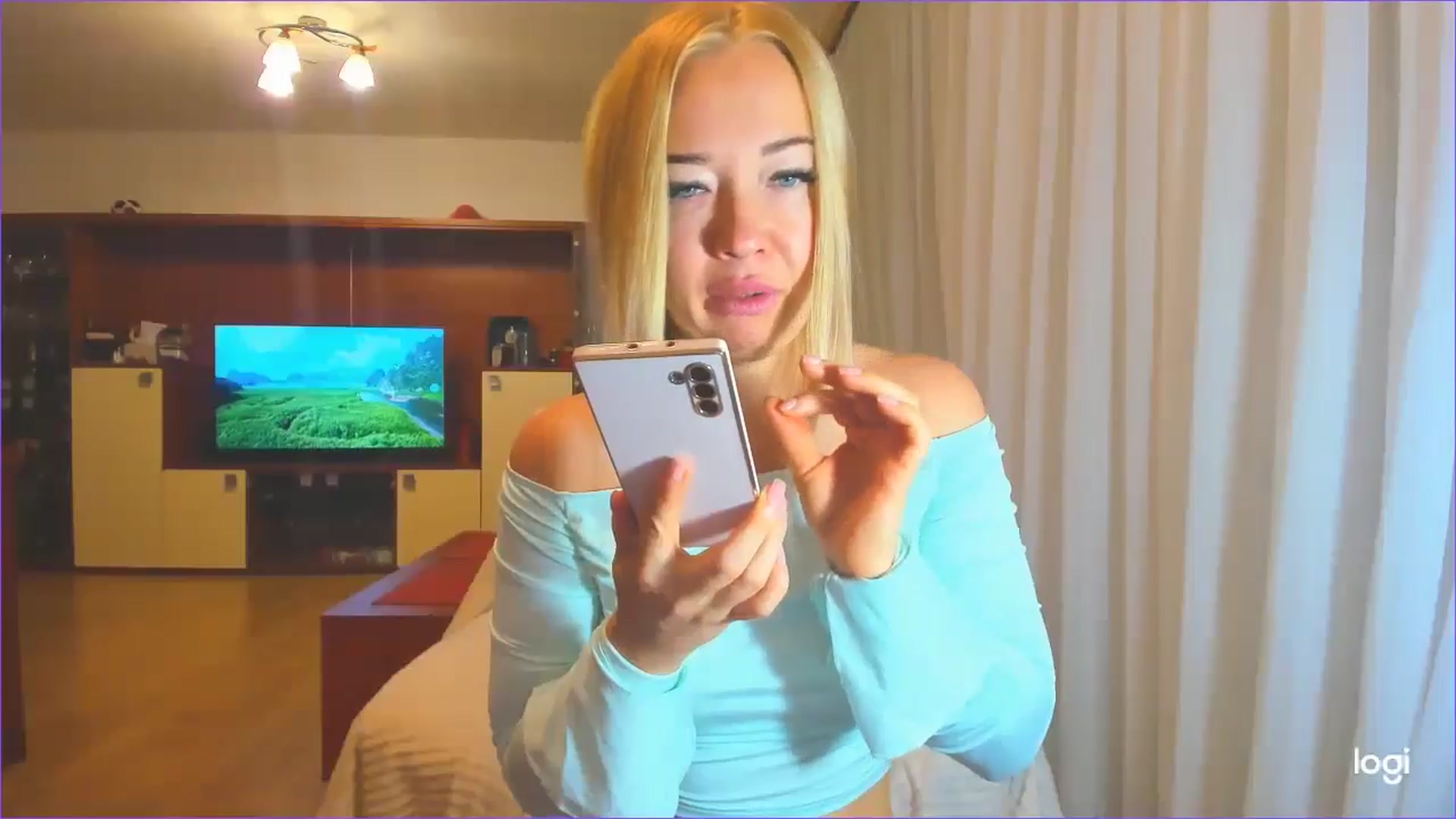Gallery image thumbnail from FlamingoDream's myfreecams stream on, 07/30/2024, 23:18 image 2 of 20