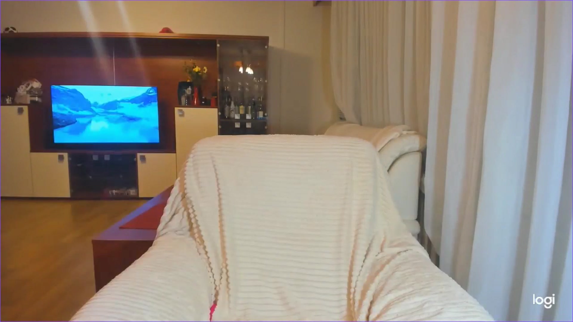 Gallery image thumbnail from FlamingoDream's myfreecams stream on, 08/06/2024, 04:03 image 11 of 20