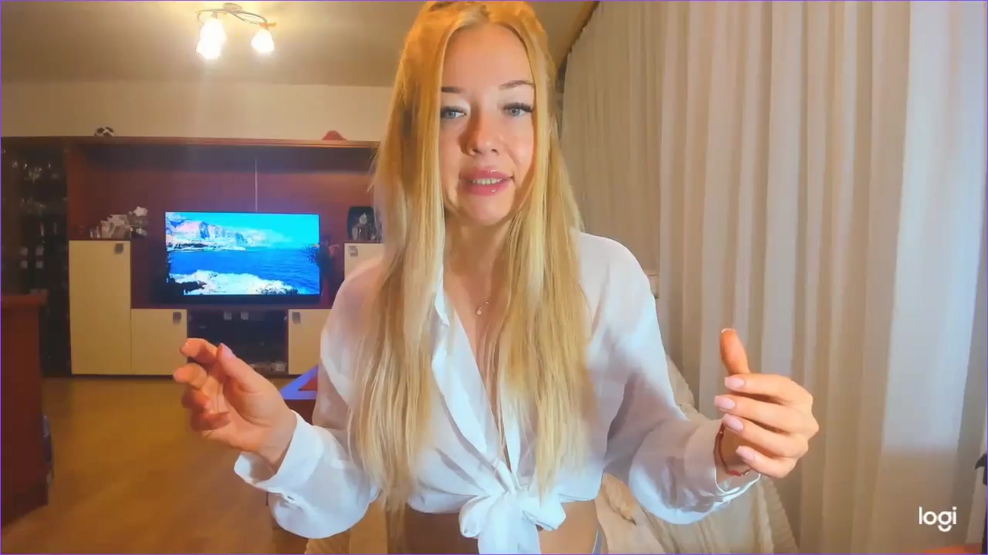 Gallery image thumbnail from FlamingoDream's myfreecams stream on, 08/07/2024, 01:10 image 2 of 20