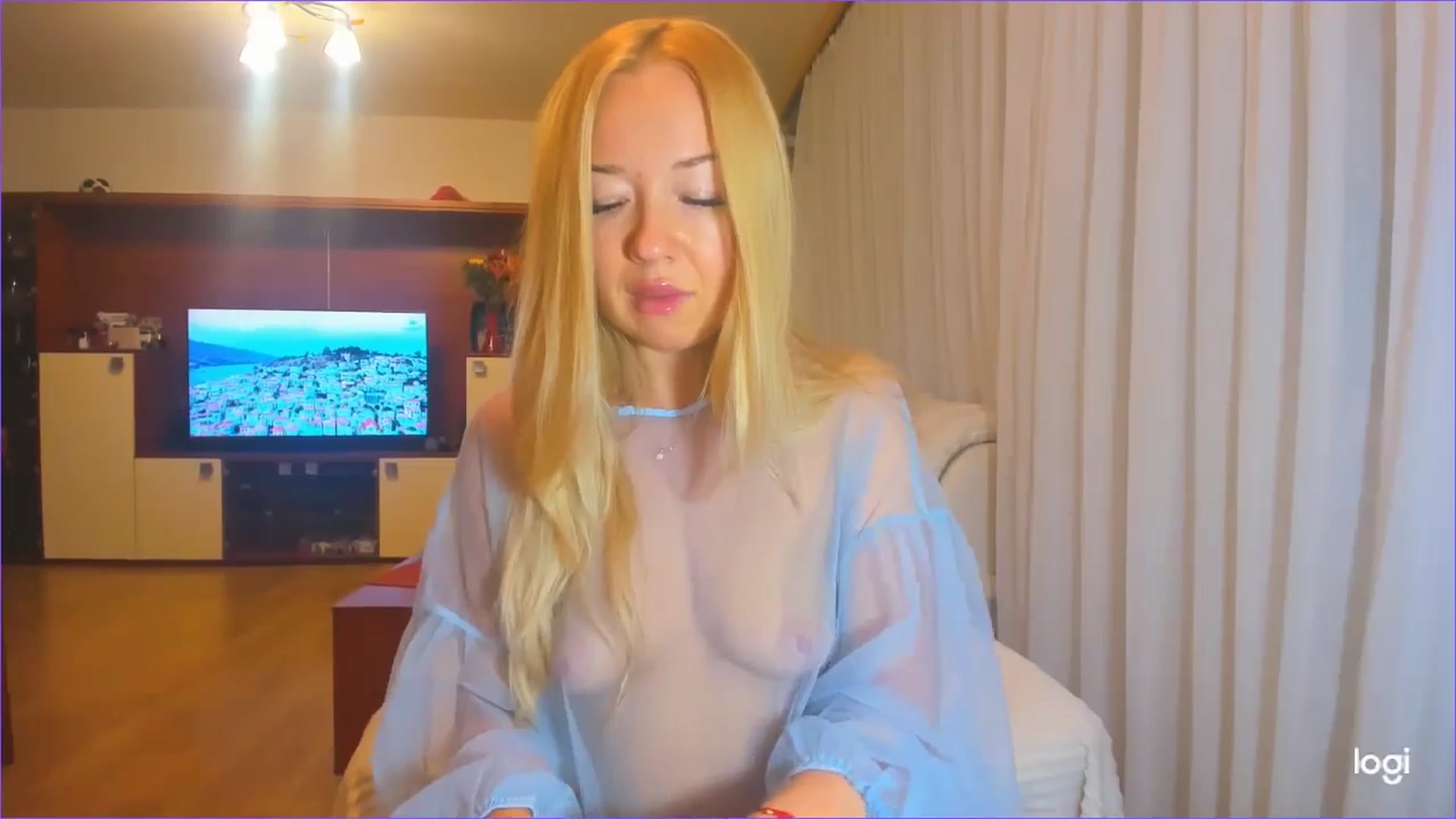 Gallery image thumbnail from FlamingoDream's myfreecams stream on, 08/09/2024, 21:50 image 7 of 20