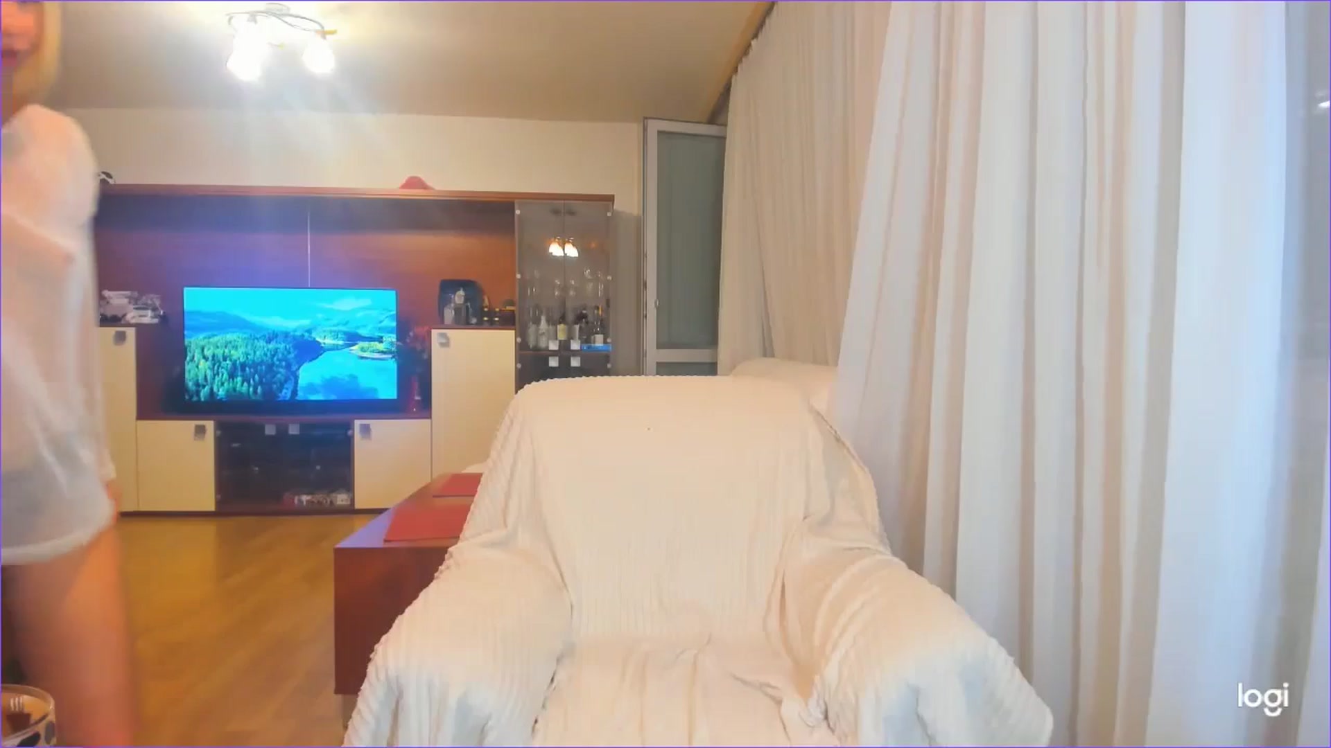 Gallery image thumbnail from FlamingoDream's myfreecams stream on, 08/14/2024, 24:22 image 14 of 20
