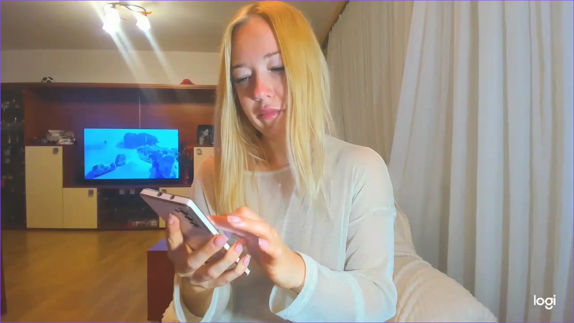 Gallery image thumbnail from FlamingoDream's myfreecams stream on, 08/14/2024, 24:22 image 19 of 20