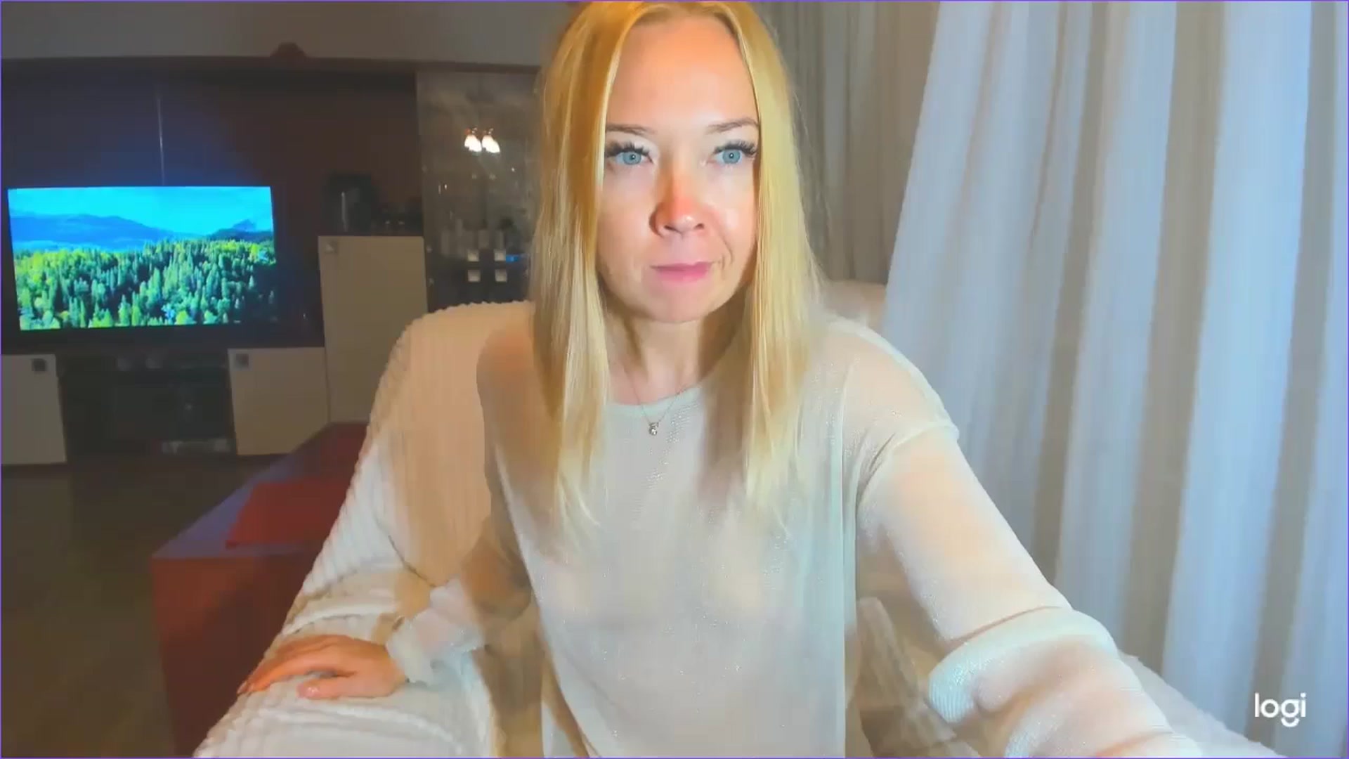 Gallery image thumbnail from FlamingoDream's myfreecams stream on, 08/14/2024, 03:58 image 12 of 20