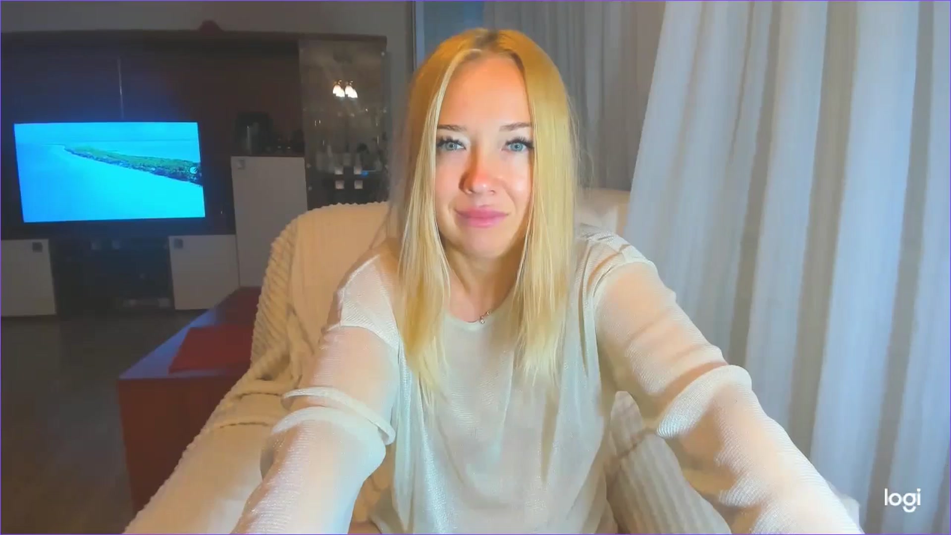 Gallery image thumbnail from FlamingoDream's myfreecams stream on, 08/14/2024, 03:58 image 19 of 20
