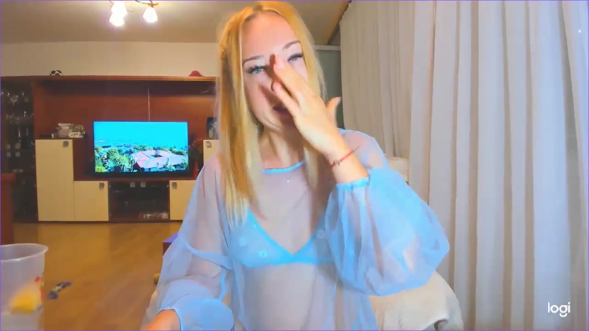 Gallery image thumbnail from FlamingoDream's myfreecams stream on, 08/15/2024, 24:02 image 19 of 20