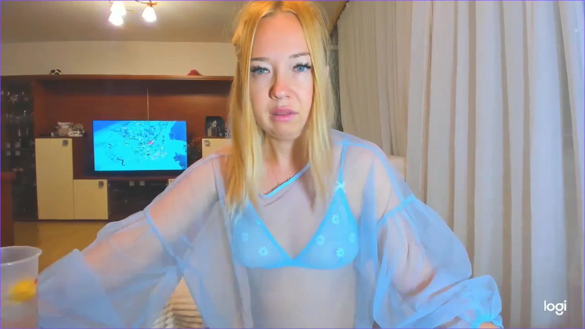 Gallery image thumbnail from FlamingoDream's myfreecams stream on, 08/15/2024, 24:02 image 13 of 20