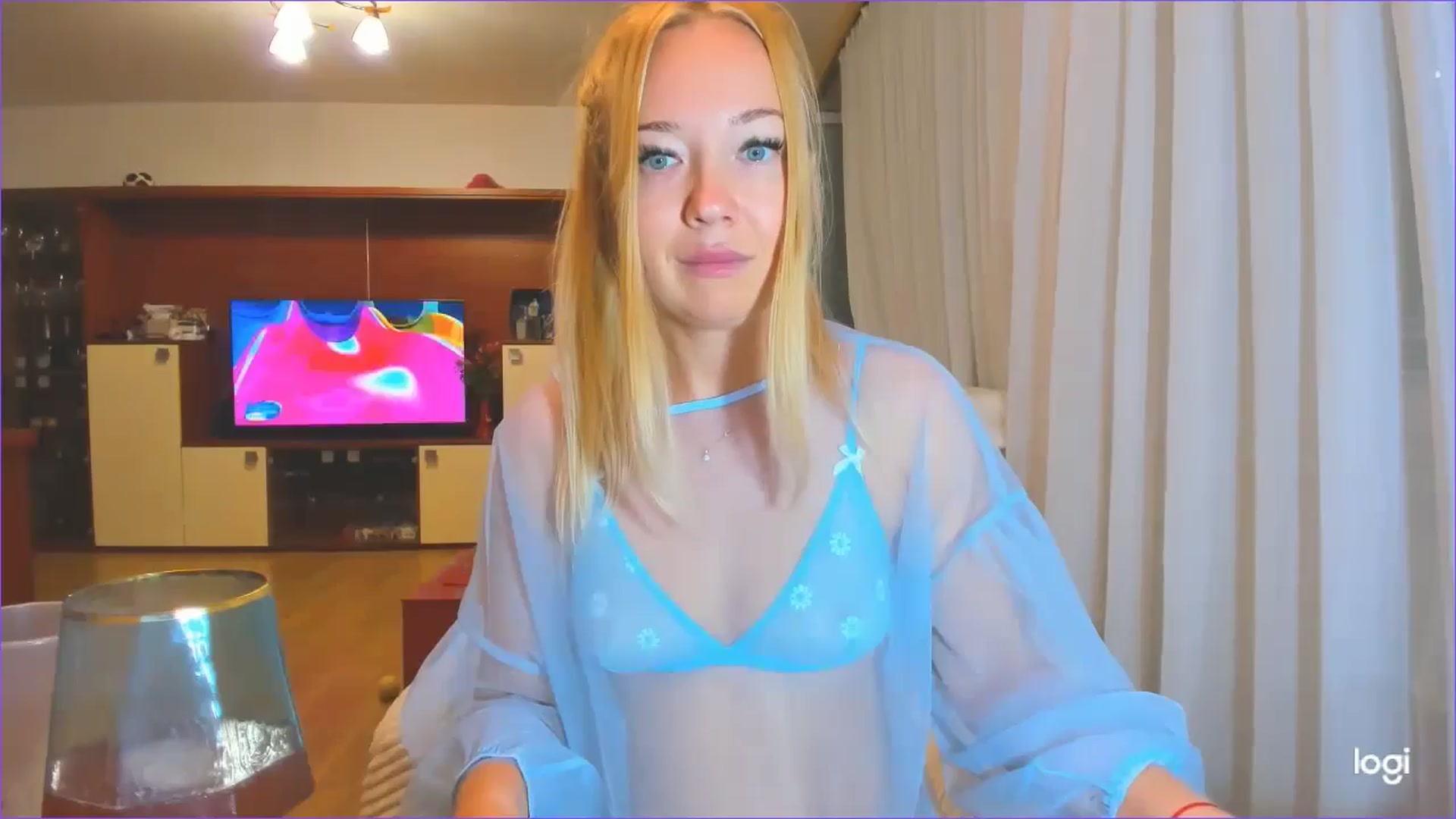 Gallery image thumbnail from FlamingoDream's myfreecams stream on, 08/15/2024, 01:03 image 13 of 20