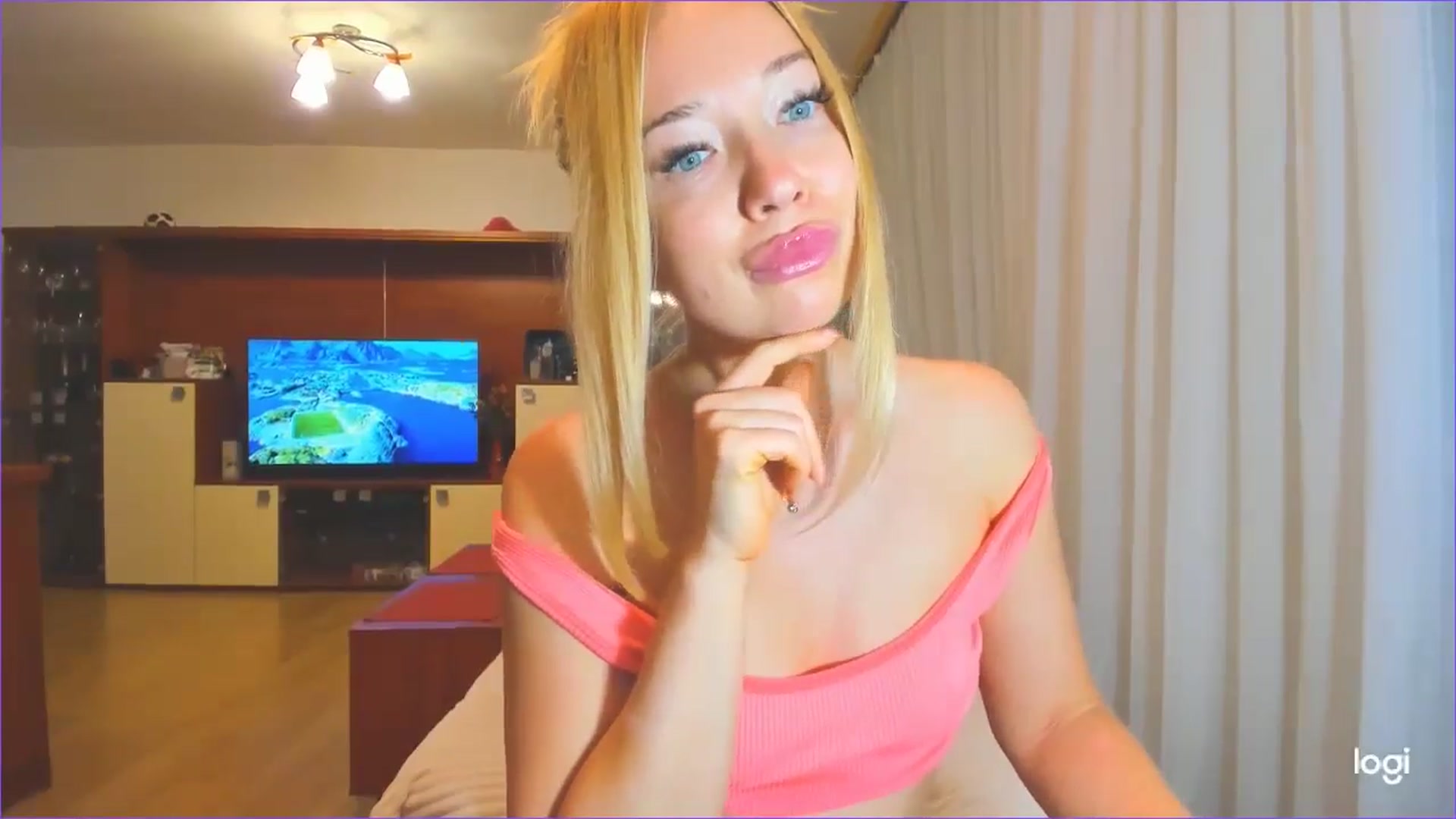 Gallery image thumbnail from FlamingoDream's myfreecams stream on, 08/16/2024, 24:02 image 15 of 20