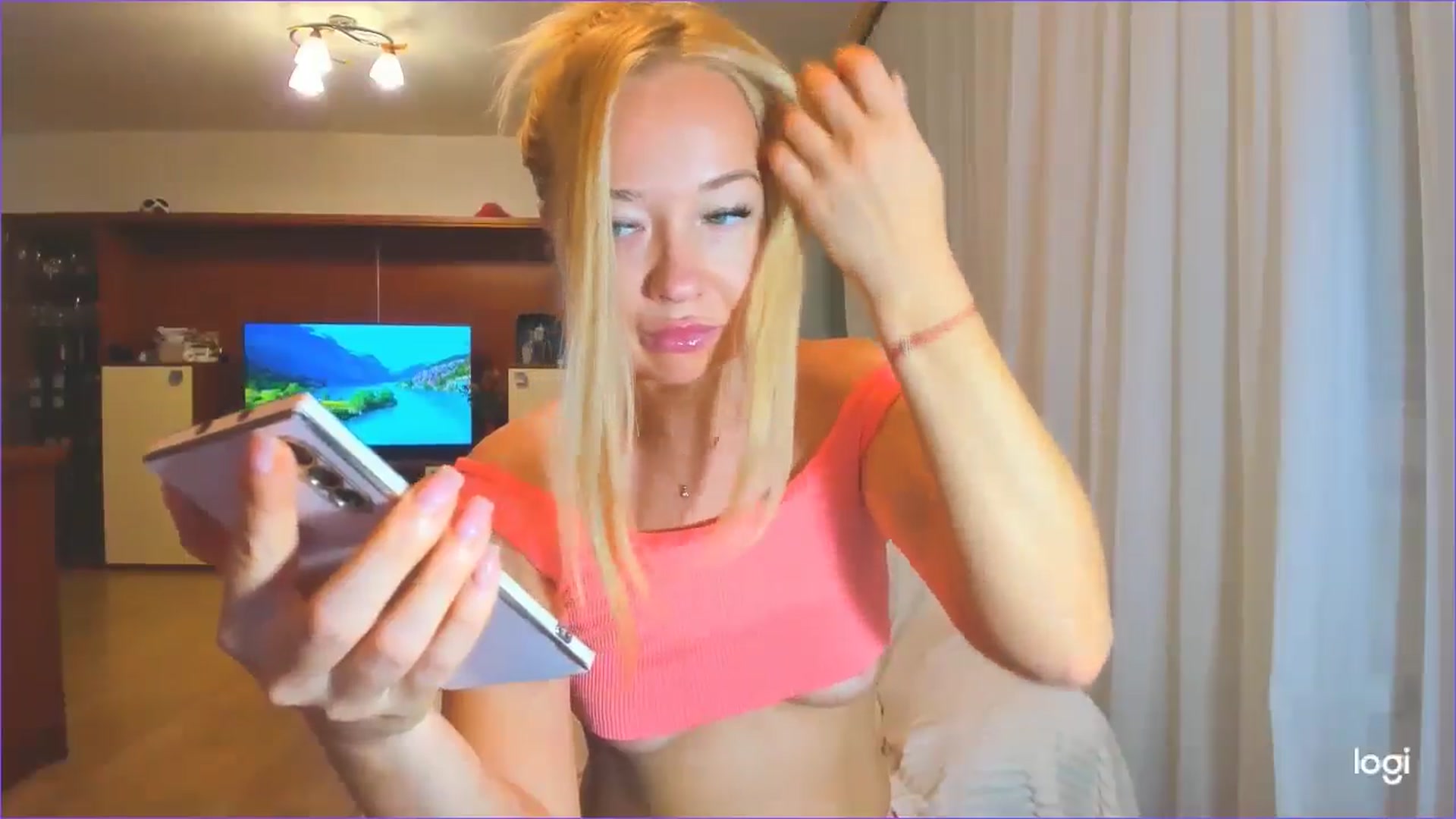Gallery image thumbnail from FlamingoDream's myfreecams stream on, 08/16/2024, 24:02 image 9 of 20