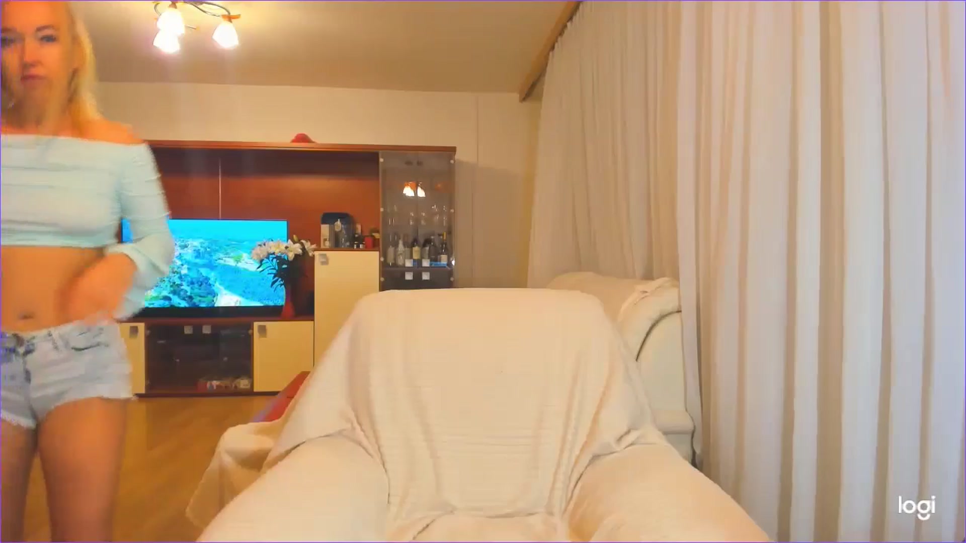 Gallery image thumbnail from FlamingoDream's myfreecams stream on, 08/22/2024, 01:59 image 12 of 20