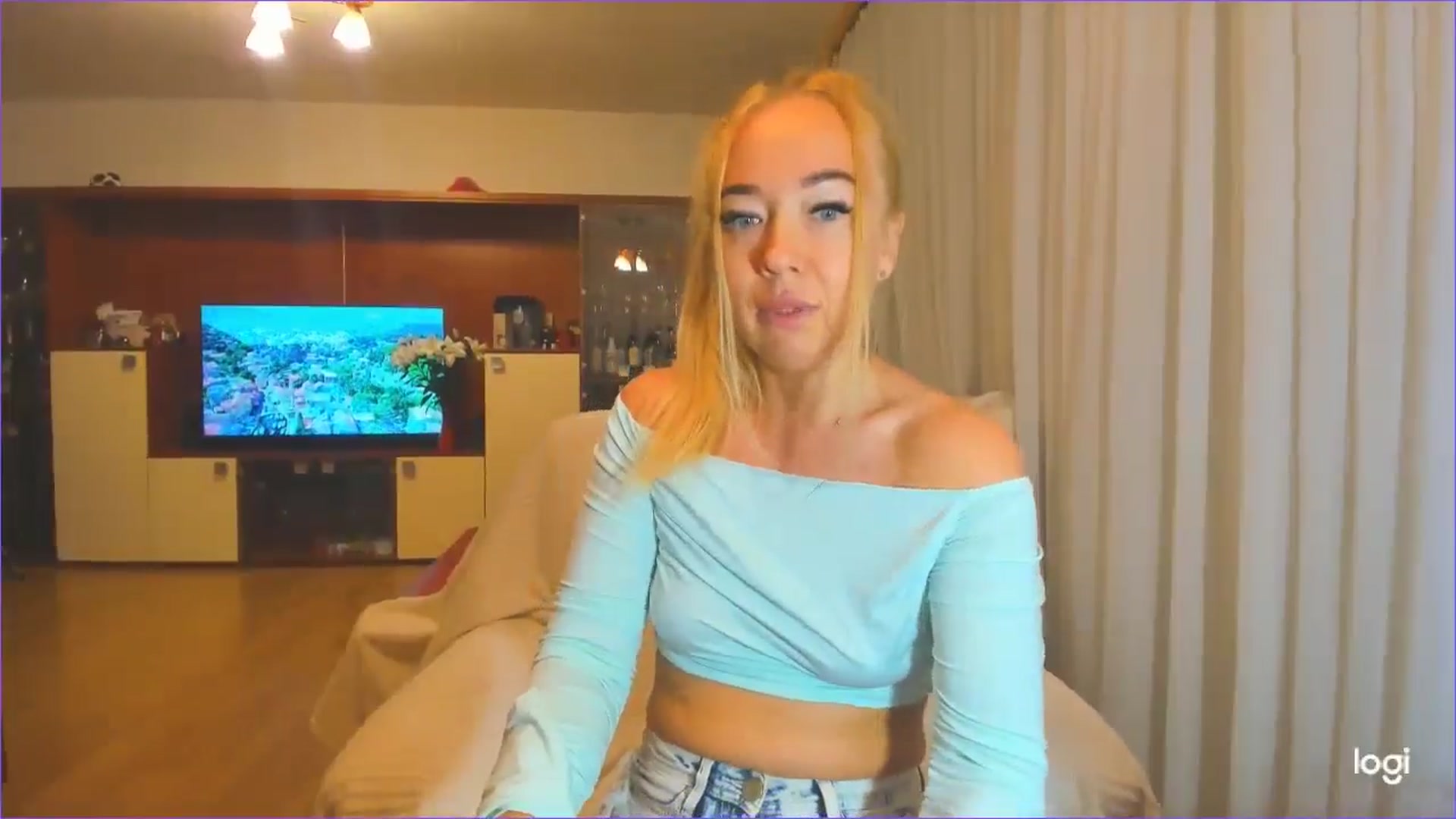 Gallery image thumbnail from FlamingoDream's myfreecams stream on, 08/22/2024, 01:59 image 7 of 20