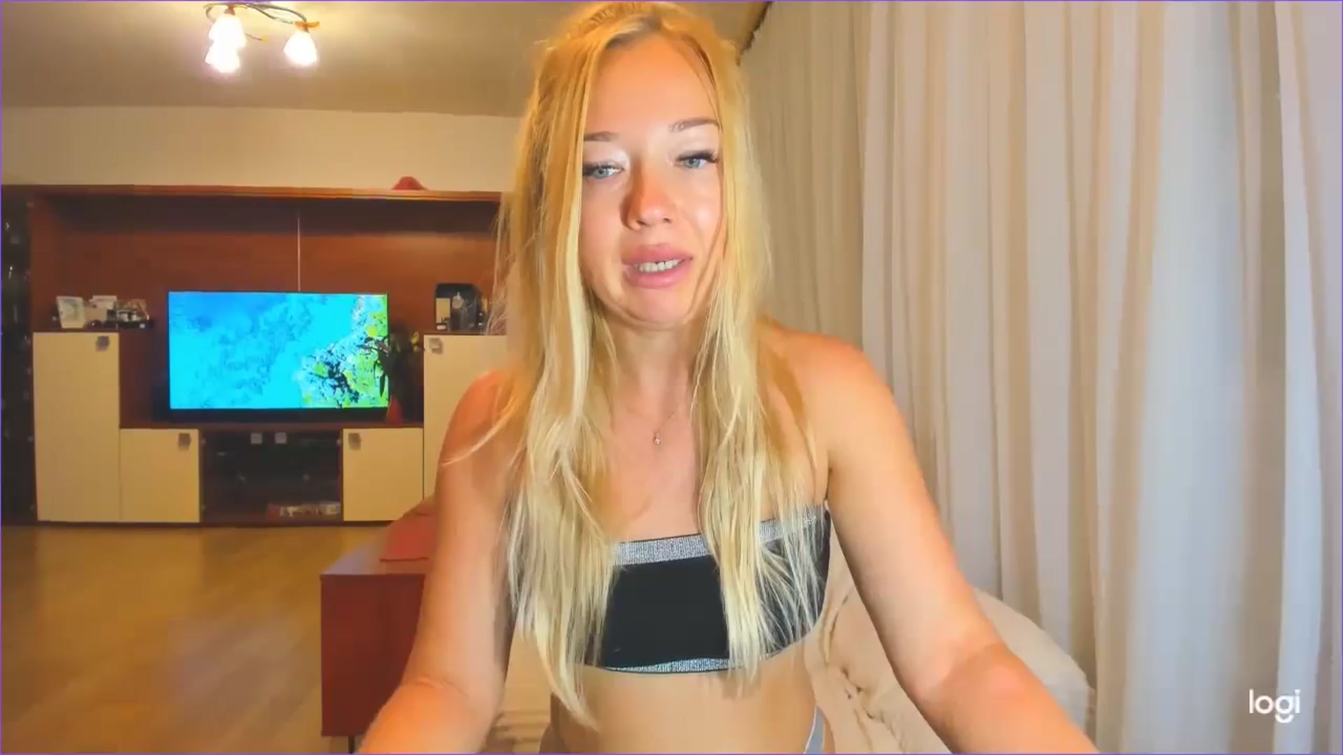 Gallery image thumbnail from FlamingoDream's myfreecams stream on, 09/03/2024, 01:14 image 8 of 20