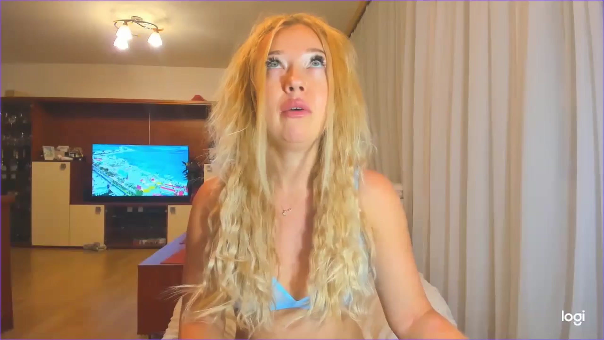 Gallery image thumbnail from FlamingoDream's myfreecams stream on, 09/05/2024, 24:00 image 4 of 20
