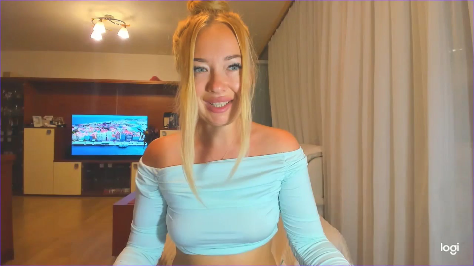 Gallery image thumbnail from FlamingoDream's myfreecams stream on, 09/06/2024, 01:08 image 4 of 20