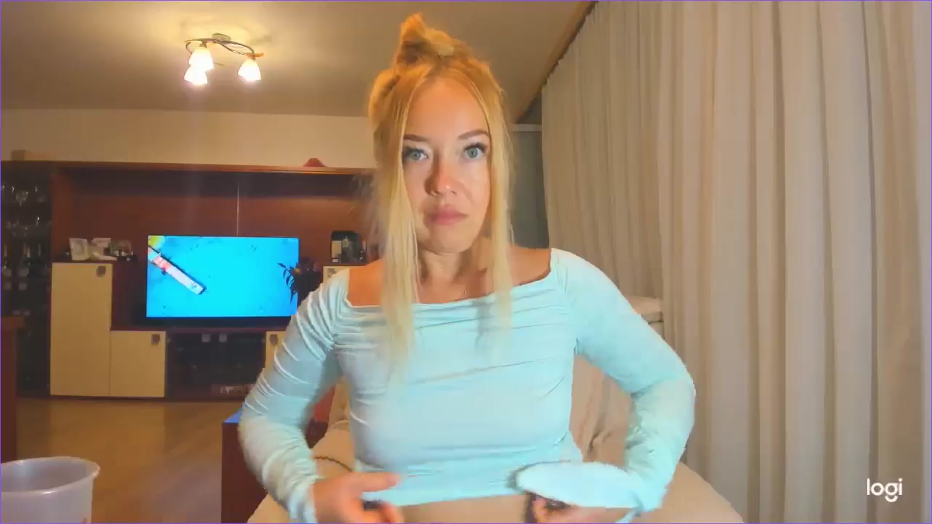 Gallery image thumbnail from FlamingoDream's myfreecams stream on, 09/06/2024, 02:48 image 13 of 20