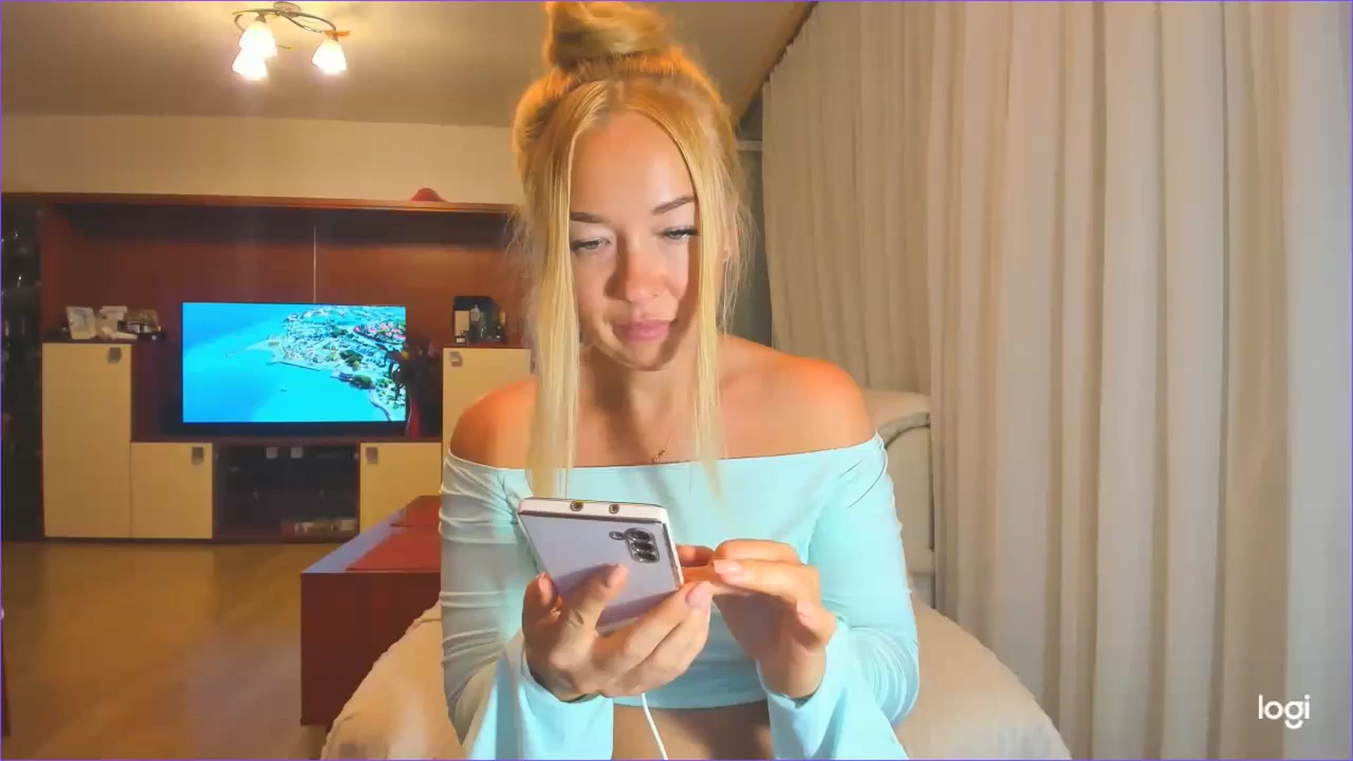 Gallery image thumbnail from FlamingoDream's myfreecams stream on, 09/06/2024, 02:48 image 18 of 20