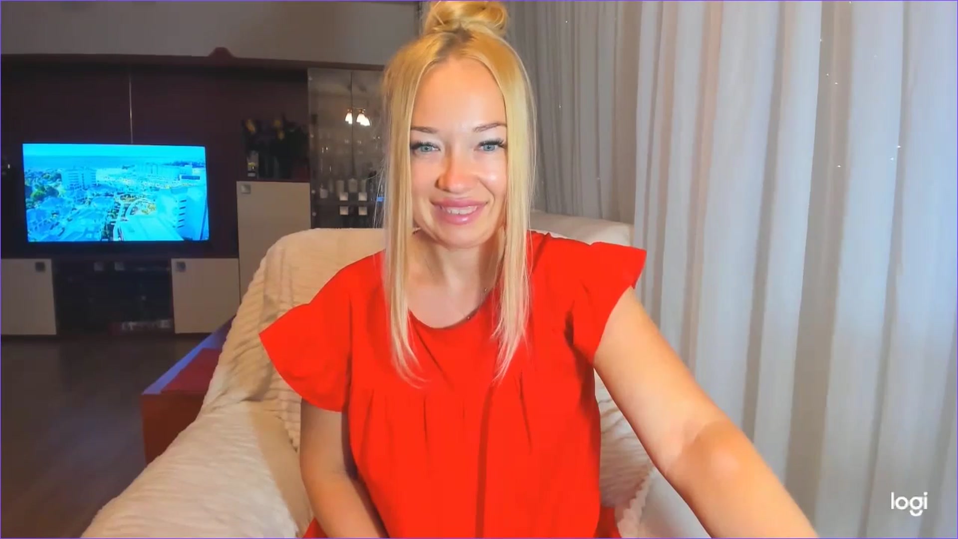 Gallery image thumbnail from FlamingoDream's myfreecams stream on, 09/07/2024, 03:25 image 17 of 20