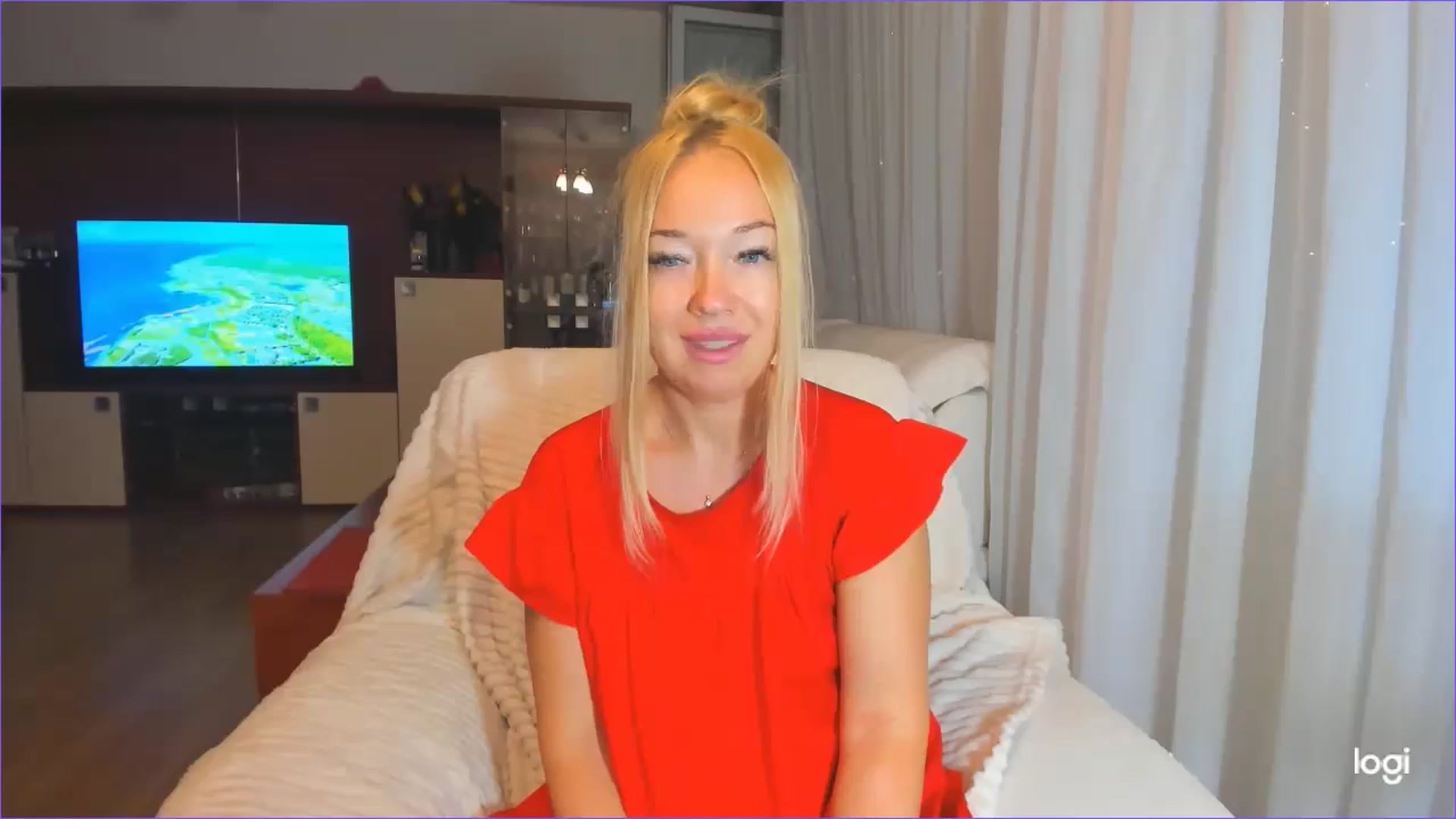 Gallery image thumbnail from FlamingoDream's myfreecams stream on, 09/07/2024, 03:25 image 15 of 20