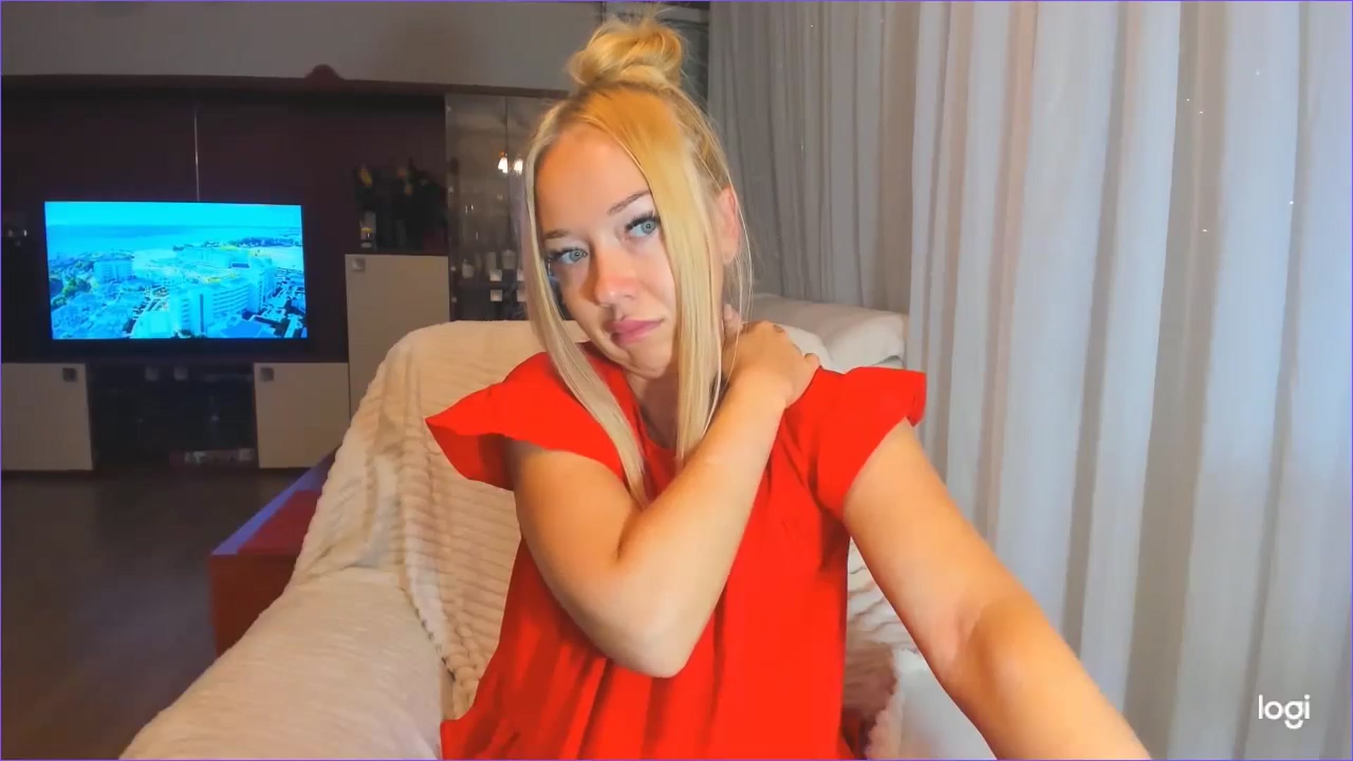 Gallery image thumbnail from FlamingoDream's myfreecams stream on, 09/07/2024, 03:25 image 20 of 20
