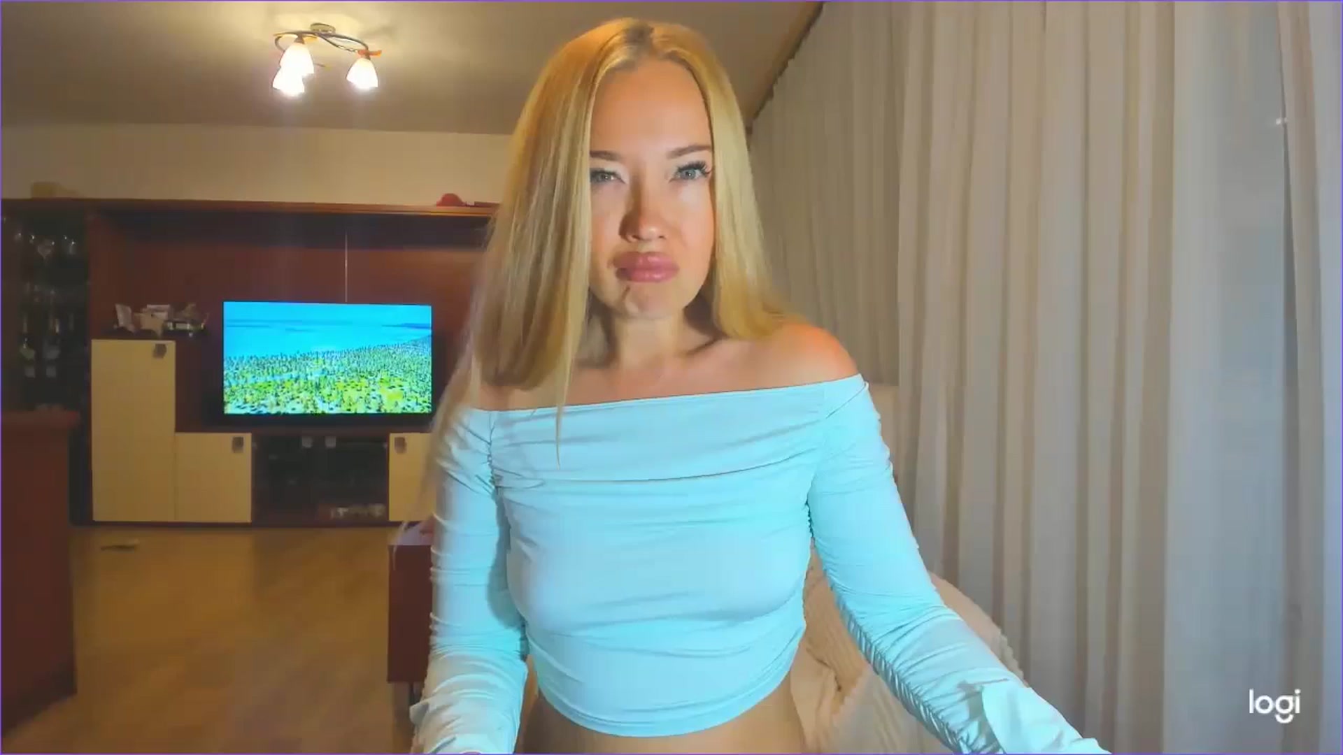 Gallery image thumbnail from FlamingoDream's myfreecams stream on, 09/10/2024, 21:06 image 2 of 20